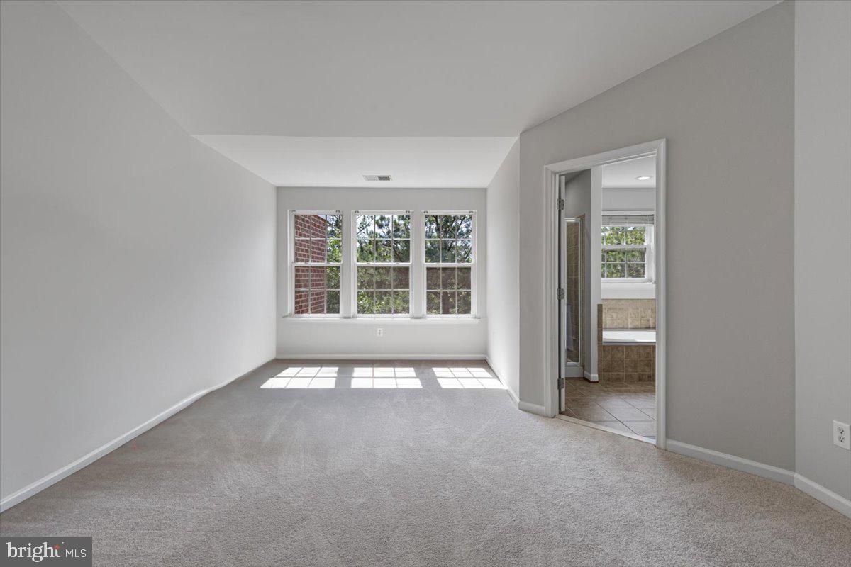 12749 STONE LINED CIR, WOODBRIDGE, Virginia 22192, 3 Bedrooms Bedrooms, ,2 BathroomsBathrooms,Residential,For sale,12749 STONE LINED CIR,VAPW2098172 MLS # VAPW2098172