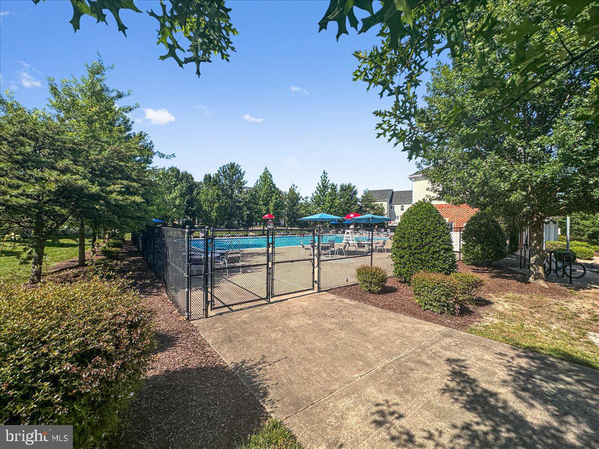 12749 STONE LINED CIR, WOODBRIDGE, Virginia 22192, 3 Bedrooms Bedrooms, ,2 BathroomsBathrooms,Residential,For sale,12749 STONE LINED CIR,VAPW2098172 MLS # VAPW2098172