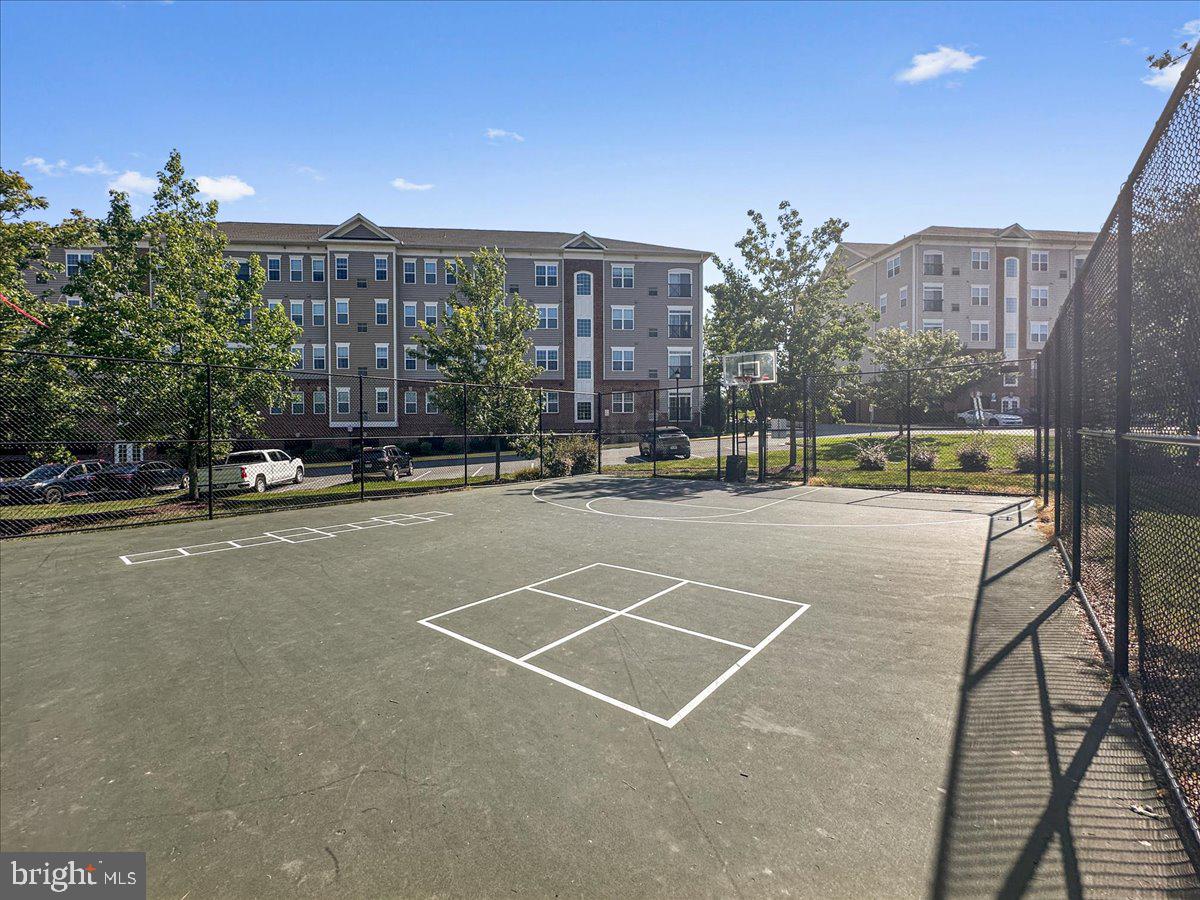 12749 STONE LINED CIR, WOODBRIDGE, Virginia 22192, 3 Bedrooms Bedrooms, ,2 BathroomsBathrooms,Residential,For sale,12749 STONE LINED CIR,VAPW2098172 MLS # VAPW2098172