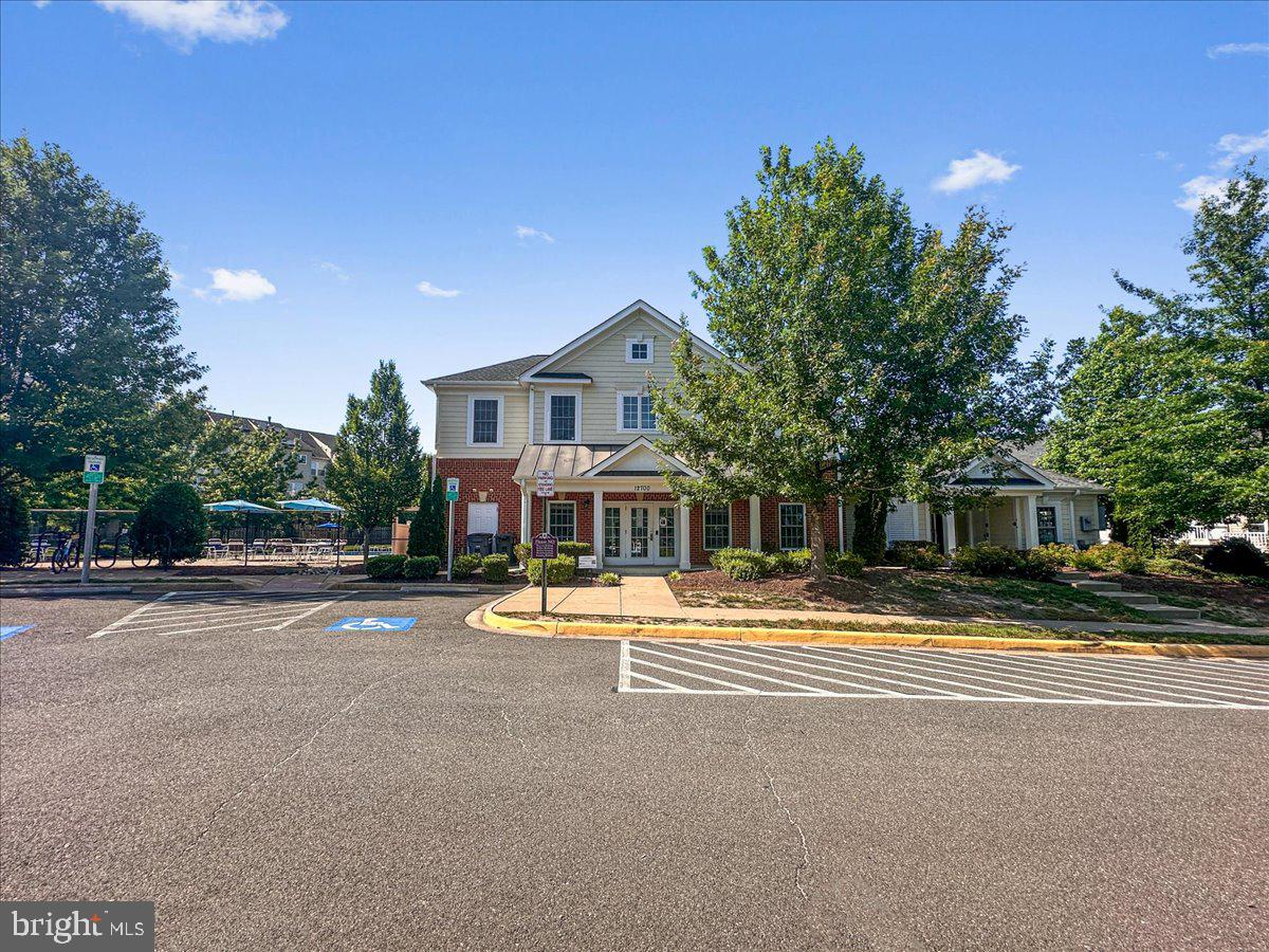 12749 STONE LINED CIR, WOODBRIDGE, Virginia 22192, 3 Bedrooms Bedrooms, ,2 BathroomsBathrooms,Residential,For sale,12749 STONE LINED CIR,VAPW2098172 MLS # VAPW2098172