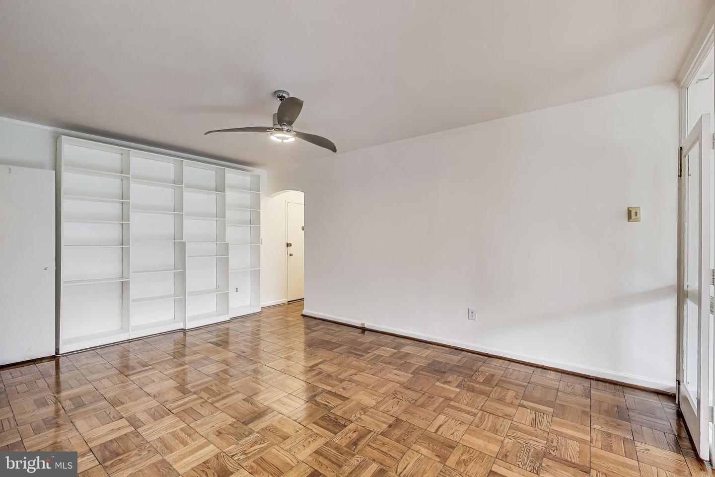 1 SCOTT CIR NW #305, WASHINGTON, District Of Columbia 20036, 1 Bedroom Bedrooms, ,1 BathroomBathrooms,Residential,For sale,1 SCOTT CIR NW #305,DCDC2208188 MLS # DCDC2208188