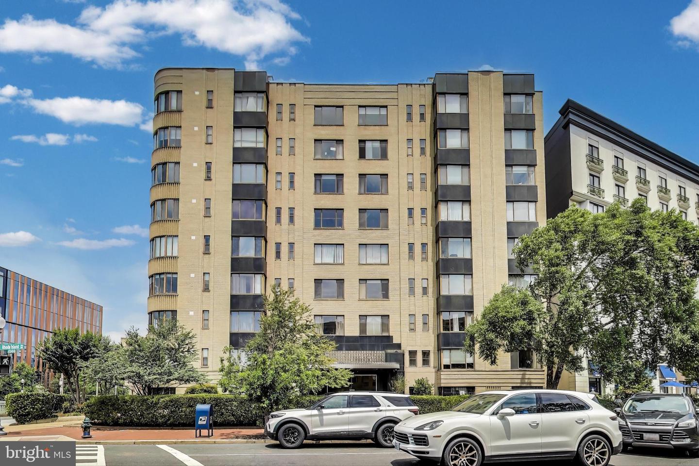 1 SCOTT CIR NW #305, WASHINGTON, District Of Columbia 20036, 1 Bedroom Bedrooms, ,1 BathroomBathrooms,Residential,For sale,1 SCOTT CIR NW #305,DCDC2208188 MLS # DCDC2208188