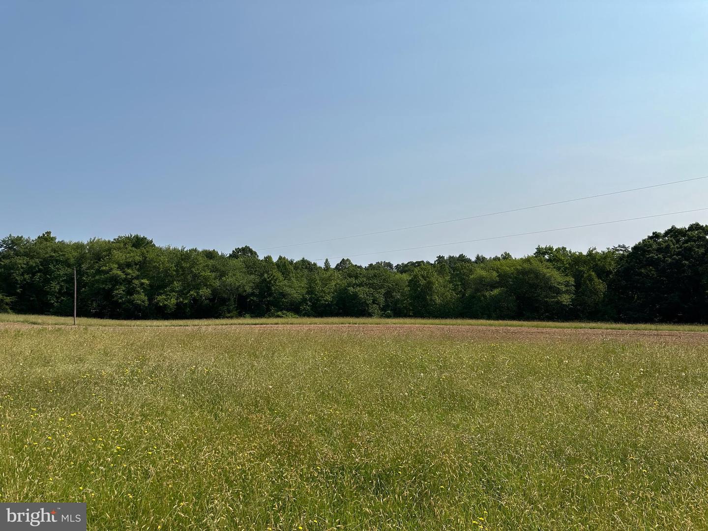 10017 HAYDEN RD, SPOTSYLVANIA, Virginia 22551, 1 Bedroom Bedrooms, ,1 BathroomBathrooms,Residential,For sale,10017 HAYDEN RD,VASP2034376 MLS # VASP2034376