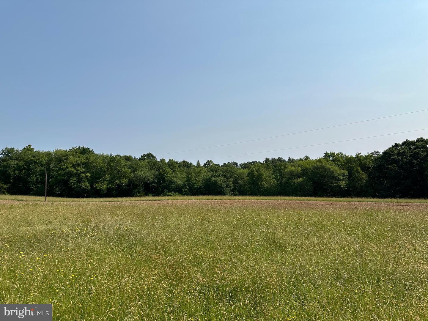 10017 HAYDEN RD, SPOTSYLVANIA, Virginia 22551, 1 Bedroom Bedrooms, ,1 BathroomBathrooms,Residential,For sale,10017 HAYDEN RD,VASP2034376 MLS # VASP2034376
