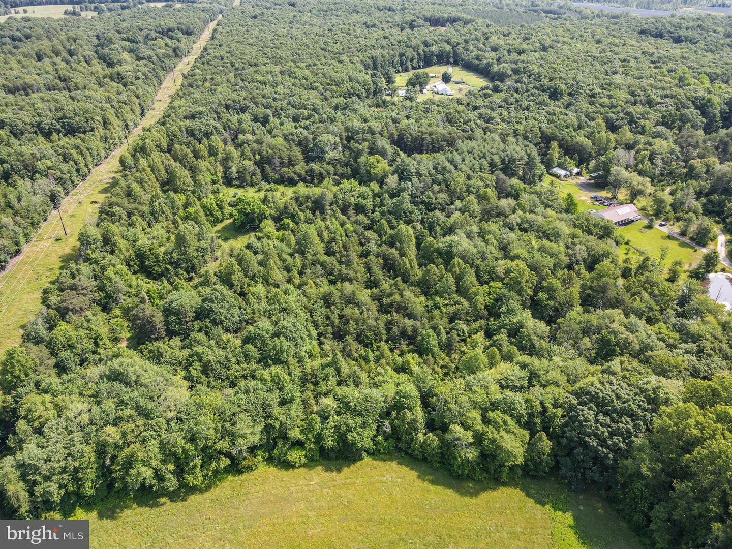 10017 HAYDEN RD, SPOTSYLVANIA, Virginia 22551, 1 Bedroom Bedrooms, ,1 BathroomBathrooms,Residential,For sale,10017 HAYDEN RD,VASP2034376 MLS # VASP2034376