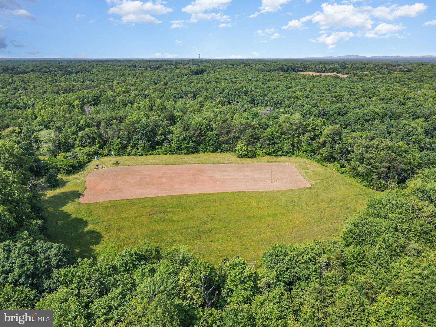 10017 HAYDEN RD, SPOTSYLVANIA, Virginia 22551, 1 Bedroom Bedrooms, ,1 BathroomBathrooms,Residential,For sale,10017 HAYDEN RD,VASP2034376 MLS # VASP2034376
