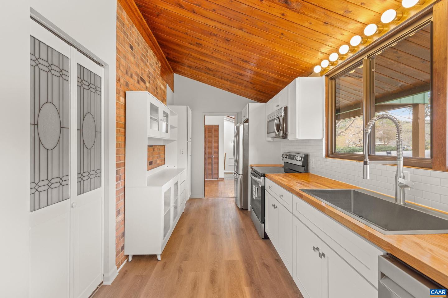 108 NORTHWEST LN, CHARLOTTESVILLE, Virginia 22911, 5 Bedrooms Bedrooms, ,3 BathroomsBathrooms,Residential,For sale,108 NORTHWEST LN,662506 MLS # 662506