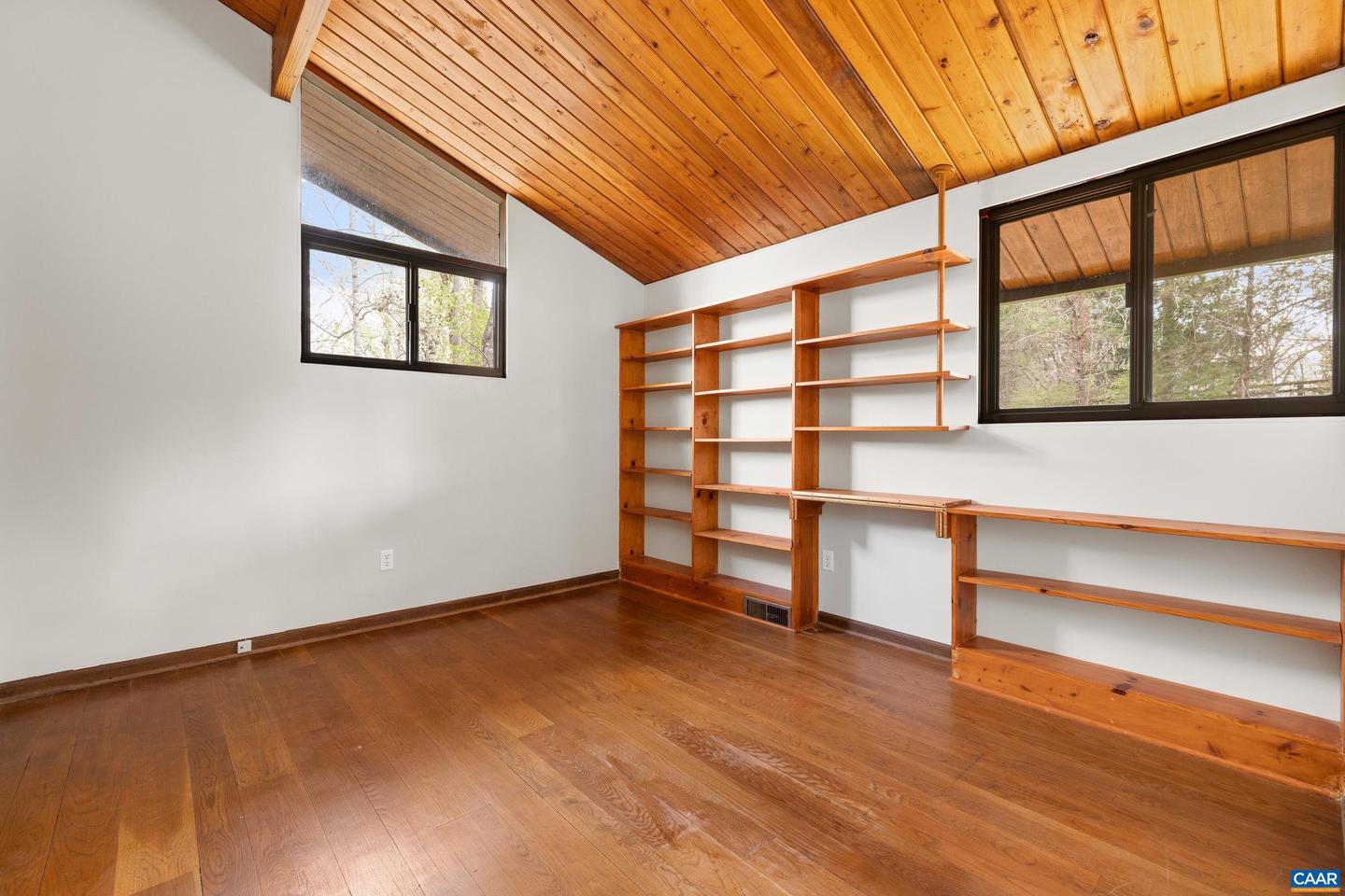 108 NORTHWEST LN, CHARLOTTESVILLE, Virginia 22911, 5 Bedrooms Bedrooms, ,3 BathroomsBathrooms,Residential,For sale,108 NORTHWEST LN,662506 MLS # 662506