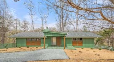 108 NORTHWEST LN, CHARLOTTESVILLE, Virginia 22911, 5 Bedrooms Bedrooms, ,3 BathroomsBathrooms,Residential,For sale,108 NORTHWEST LN,662506 MLS # 662506