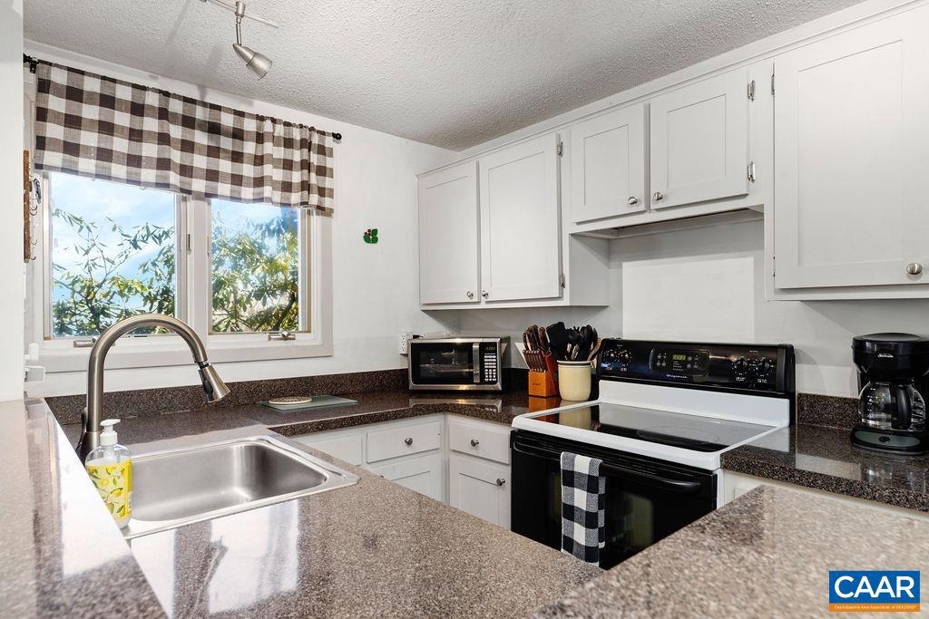 107 EAGLES CT CONDOS #107, WINTERGREEN RESORT, Virginia 22967, 2 Bedrooms Bedrooms, ,1 BathroomBathrooms,Residential,For sale,107 EAGLES CT CONDOS #107,662961 MLS # 662961