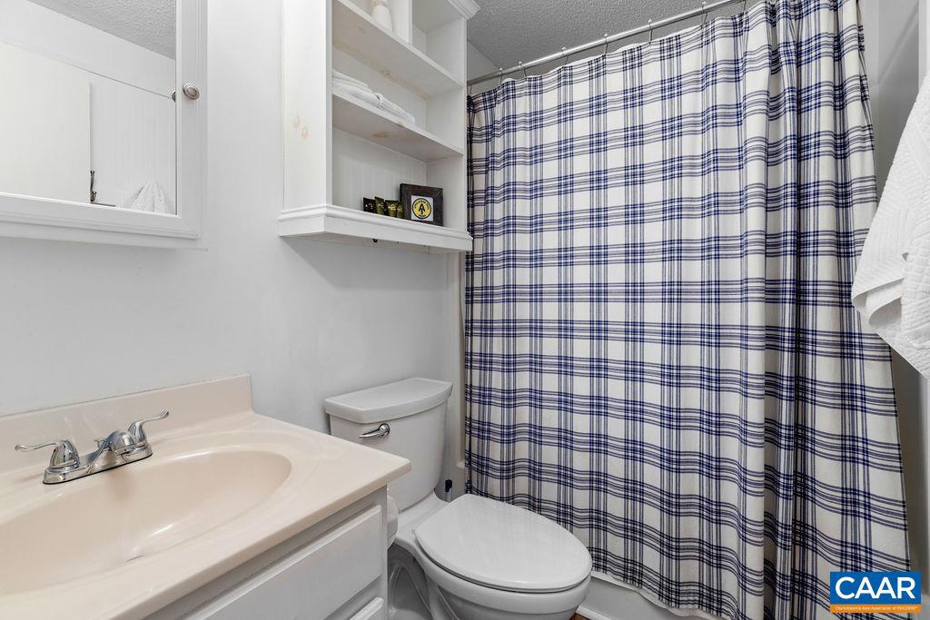 107 EAGLES CT CONDOS #107, WINTERGREEN RESORT, Virginia 22967, 2 Bedrooms Bedrooms, ,1 BathroomBathrooms,Residential,For sale,107 EAGLES CT CONDOS #107,662961 MLS # 662961