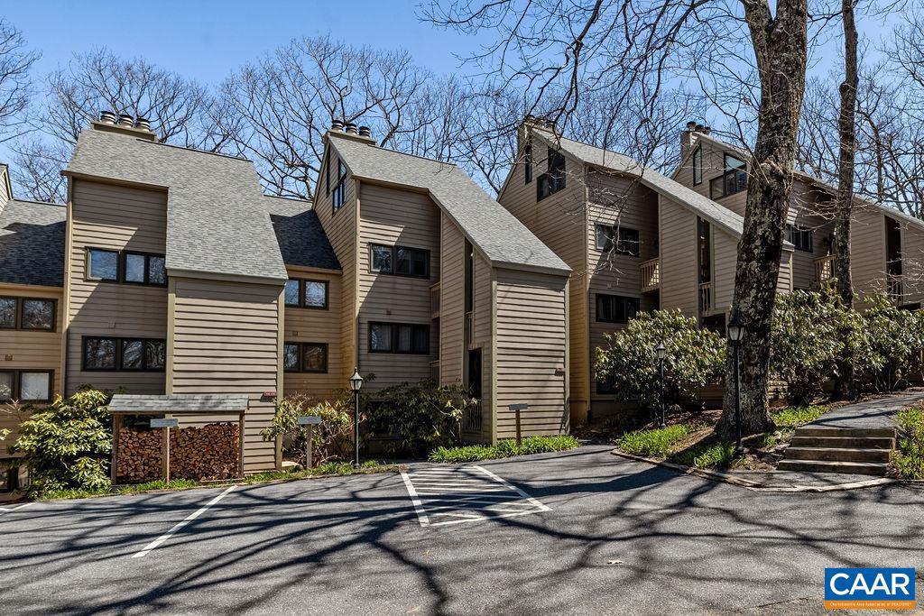 107 EAGLES CT CONDOS #107, WINTERGREEN RESORT, Virginia 22967, 2 Bedrooms Bedrooms, ,1 BathroomBathrooms,Residential,For sale,107 EAGLES CT CONDOS #107,662961 MLS # 662961