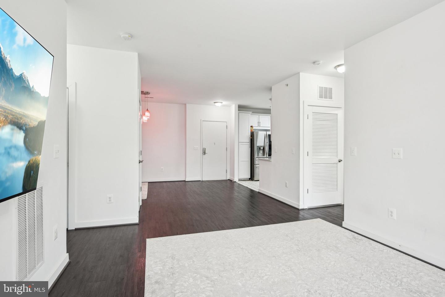 9430 SILVER KING CT #410, FAIRFAX, Virginia 22031, 2 Bedrooms Bedrooms, ,2 BathroomsBathrooms,Residential,For sale,9430 SILVER KING CT #410,VAFC2006124 MLS # VAFC2006124