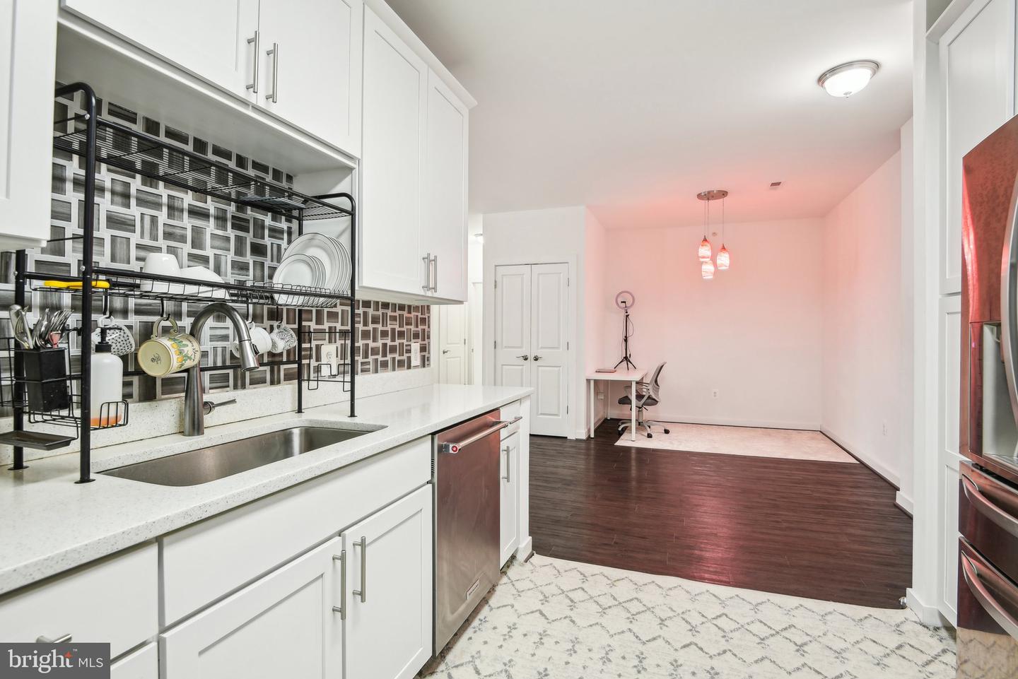 9430 SILVER KING CT #410, FAIRFAX, Virginia 22031, 2 Bedrooms Bedrooms, ,2 BathroomsBathrooms,Residential,For sale,9430 SILVER KING CT #410,VAFC2006124 MLS # VAFC2006124