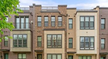 4605 QUINNS MILL WAY, CHANTILLY, Virginia 20151, 4 Bedrooms Bedrooms, ,4 BathroomsBathrooms,Residential,For sale,4605 QUINNS MILL WAY,VAFX2234710 MLS # VAFX2234710