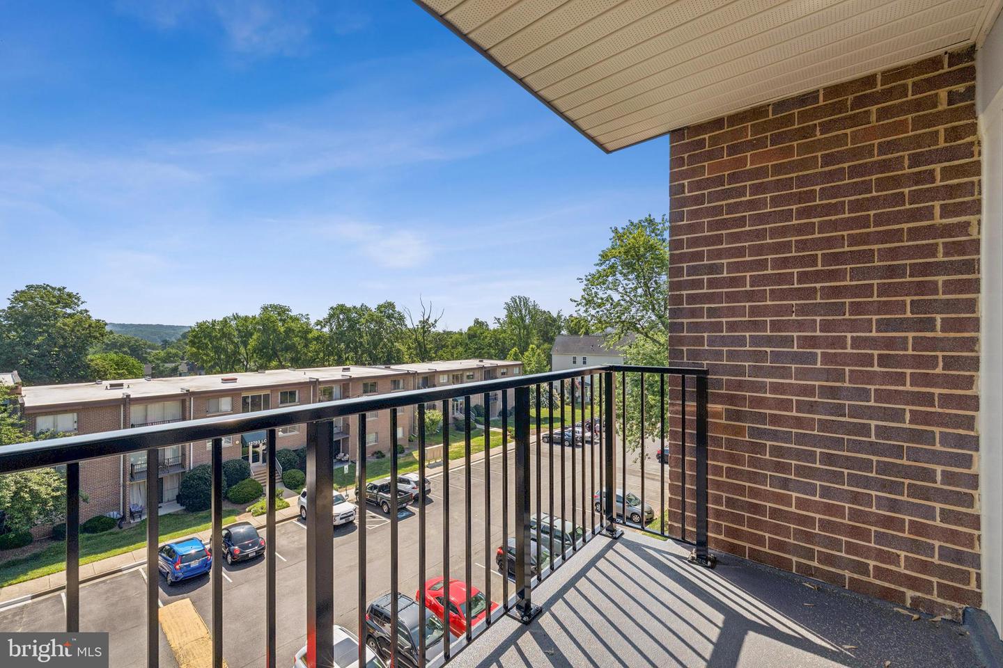 12701 DARA DR #303, WOODBRIDGE, Virginia 22192, 2 Bedrooms Bedrooms, ,1 BathroomBathrooms,Residential,For sale,12701 DARA DR #303,VAPW2092258 MLS # VAPW2092258