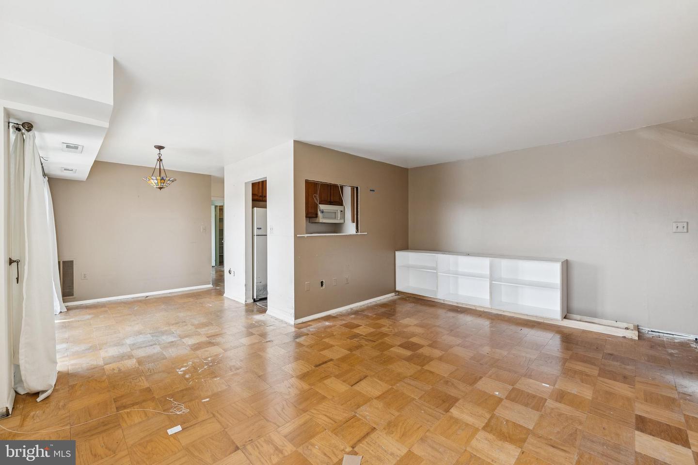 12701 DARA DR #303, WOODBRIDGE, Virginia 22192, 2 Bedrooms Bedrooms, ,1 BathroomBathrooms,Residential,For sale,12701 DARA DR #303,VAPW2092258 MLS # VAPW2092258
