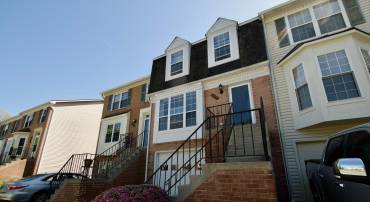 8617 ROCKY GAP CT, LORTON, Virginia 22079, 3 Bedrooms Bedrooms, ,2 BathroomsBathrooms,Residential,For sale,8617 ROCKY GAP CT,VAFX2237426 MLS # VAFX2237426