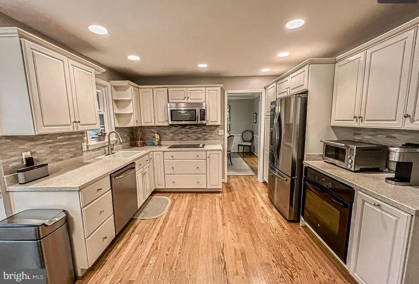 1448 LAUREL HILL RD, VIENNA, Virginia 22182, 4 Bedrooms Bedrooms, 17 Rooms Rooms,2 BathroomsBathrooms,Residential,For sale,1448 LAUREL HILL RD,VAFX2238802 MLS # VAFX2238802