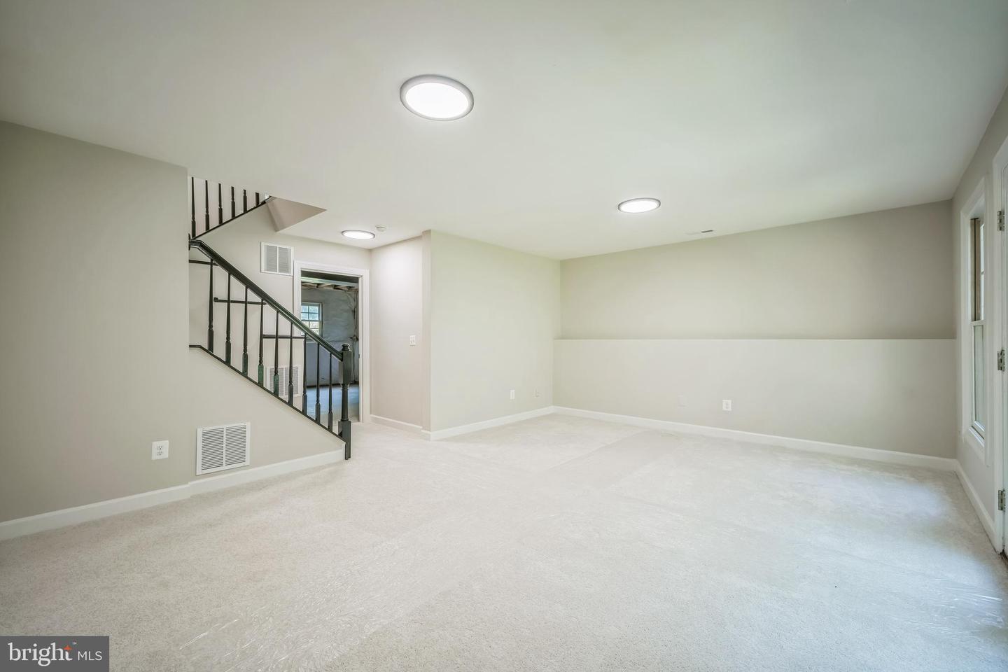 5561 JOWETT CT, ALEXANDRIA, Virginia 22315, 3 Bedrooms Bedrooms, ,2 BathroomsBathrooms,Residential,For sale,5561 JOWETT CT,VAFX2240110 MLS # VAFX2240110