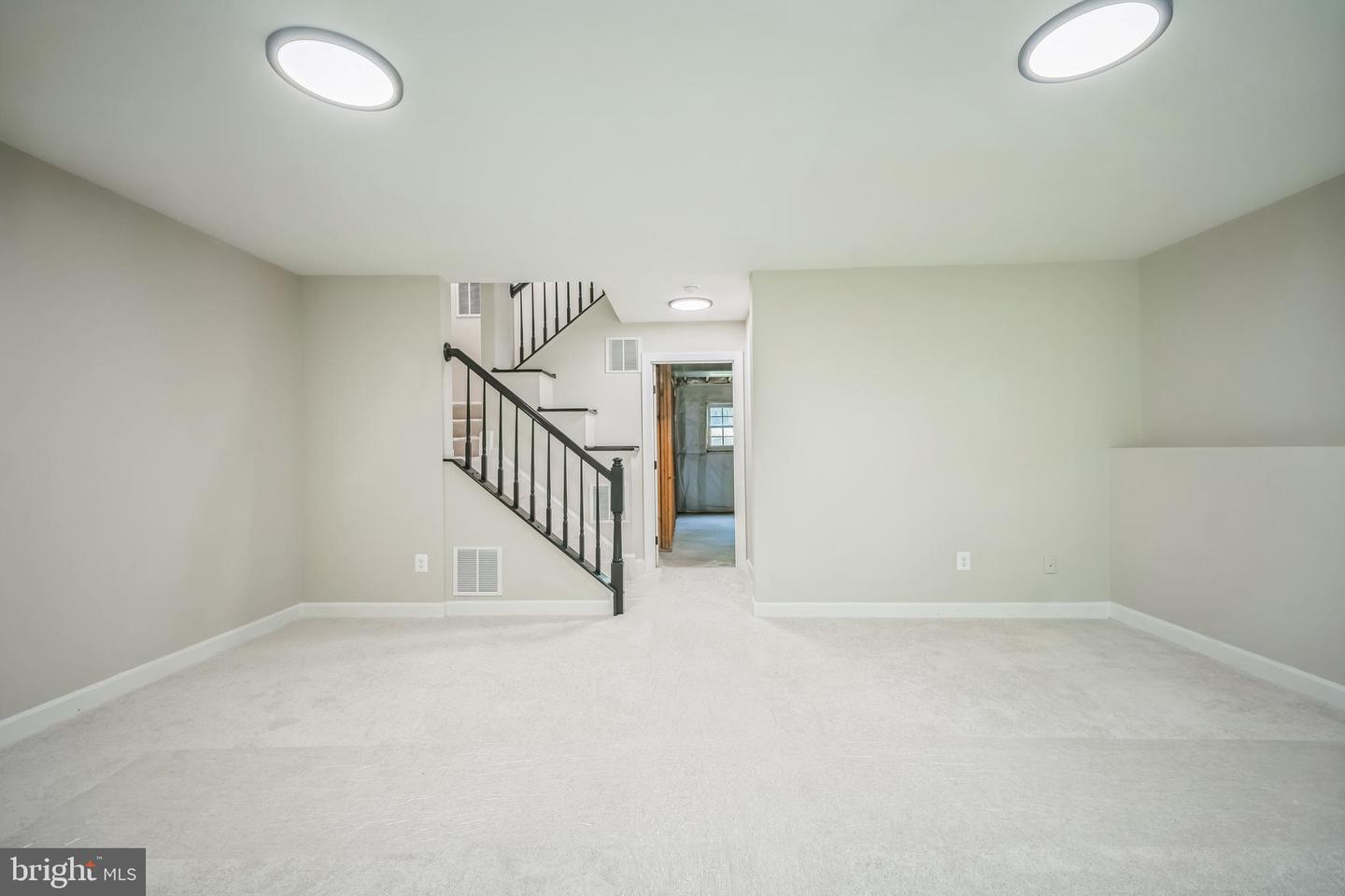 5561 JOWETT CT, ALEXANDRIA, Virginia 22315, 3 Bedrooms Bedrooms, ,2 BathroomsBathrooms,Residential,For sale,5561 JOWETT CT,VAFX2240110 MLS # VAFX2240110