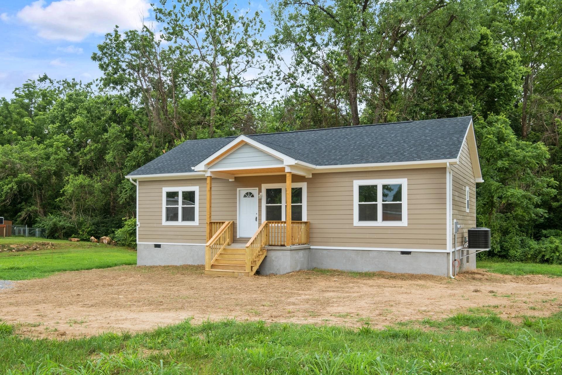445 WIRT AVE, ELKTON, Virginia 22827, 3 Bedrooms Bedrooms, ,2 BathroomsBathrooms,Residential,445 WIRT AVE,666316 MLS # 666316