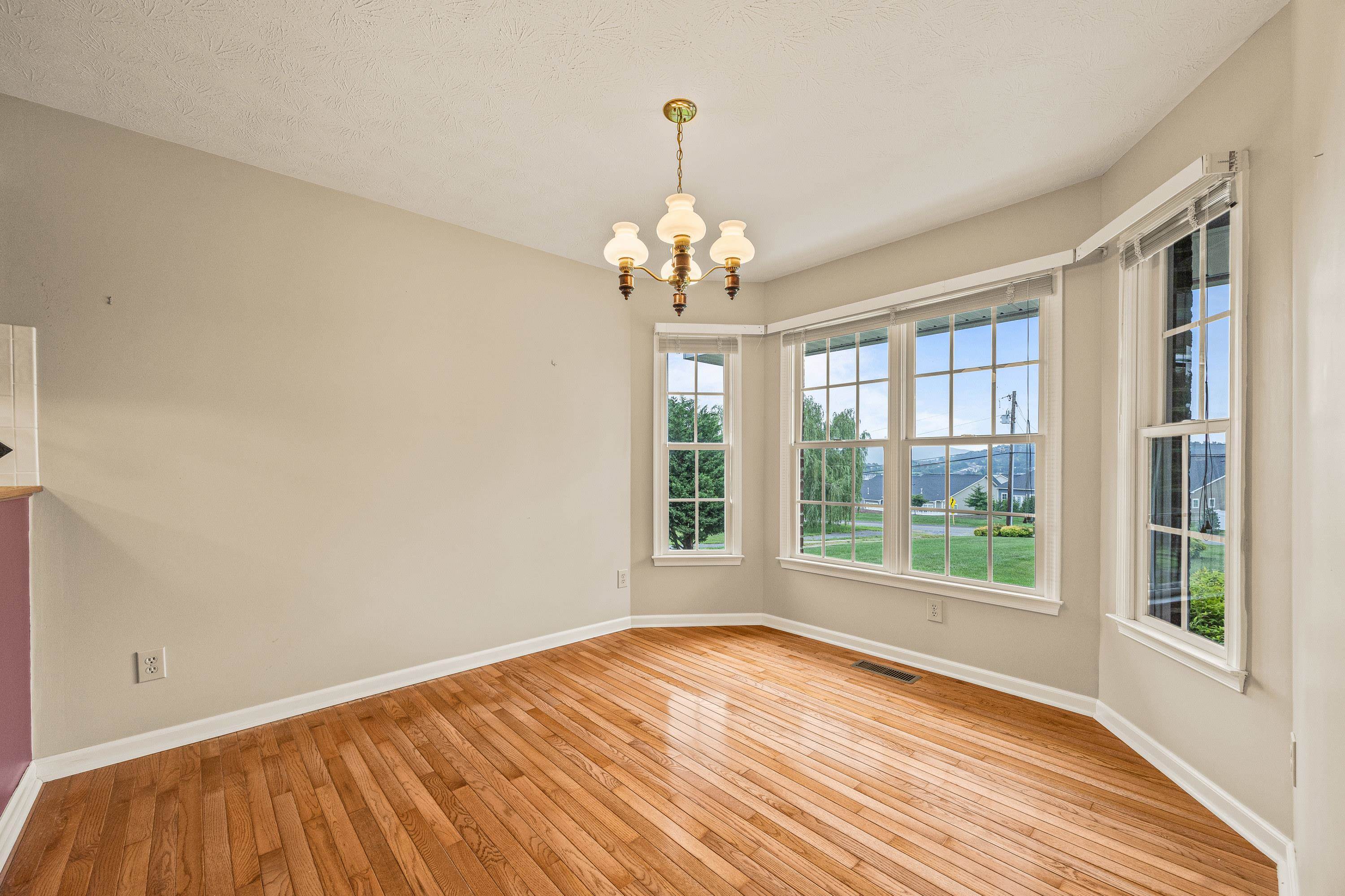 648 BOYERS RD, ROCKINGHAM, Virginia 22801, 3 Bedrooms Bedrooms, ,3 BathroomsBathrooms,Residential,648 BOYERS RD,666319 MLS # 666319