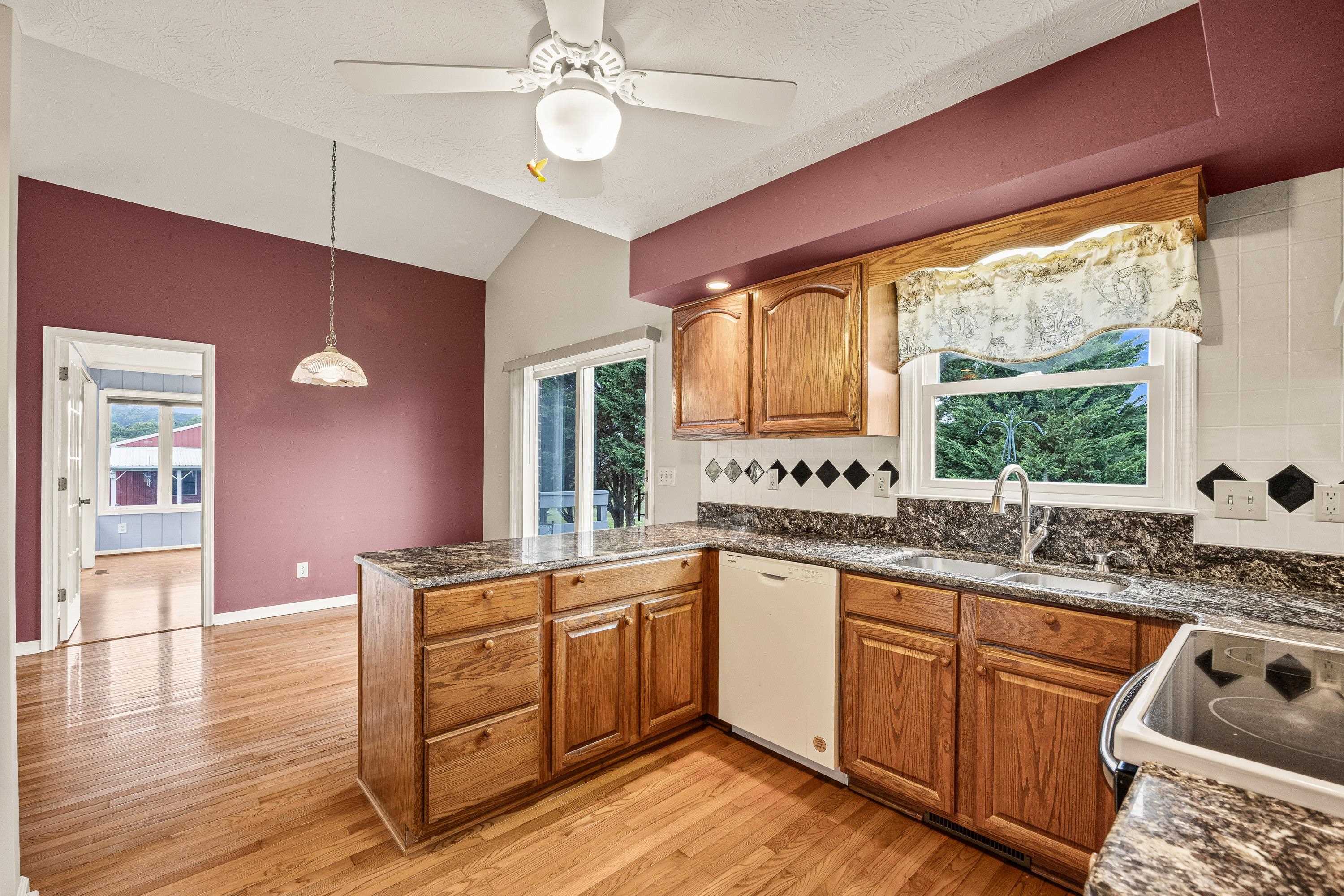 648 BOYERS RD, ROCKINGHAM, Virginia 22801, 3 Bedrooms Bedrooms, ,3 BathroomsBathrooms,Residential,648 BOYERS RD,666319 MLS # 666319