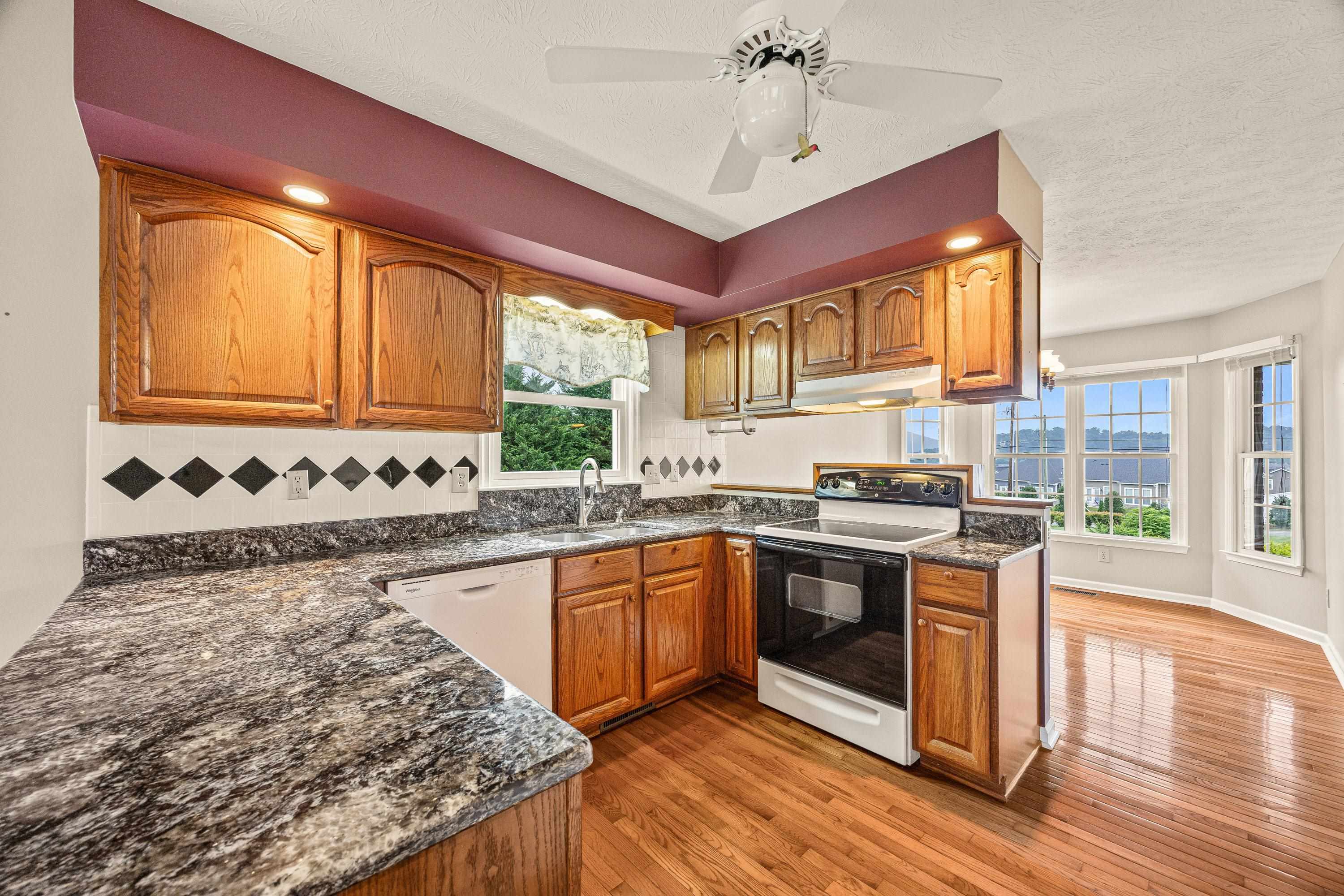 648 BOYERS RD, ROCKINGHAM, Virginia 22801, 3 Bedrooms Bedrooms, ,3 BathroomsBathrooms,Residential,648 BOYERS RD,666319 MLS # 666319