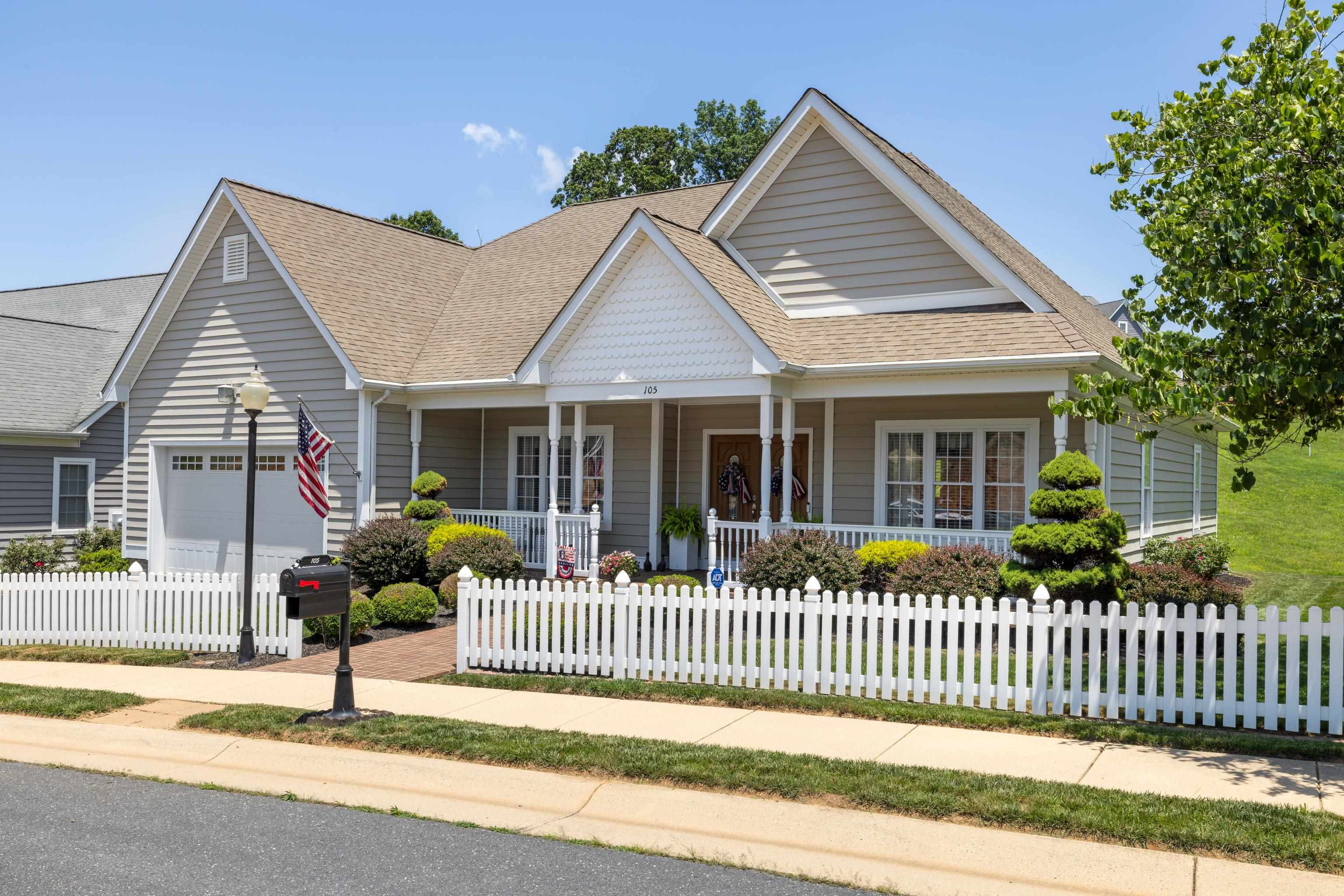 105 MIDVALE CROSSING, STAUNTON, Virginia 24401, 3 Bedrooms Bedrooms, ,2 BathroomsBathrooms,Residential,105 MIDVALE CROSSING,666323 MLS # 666323