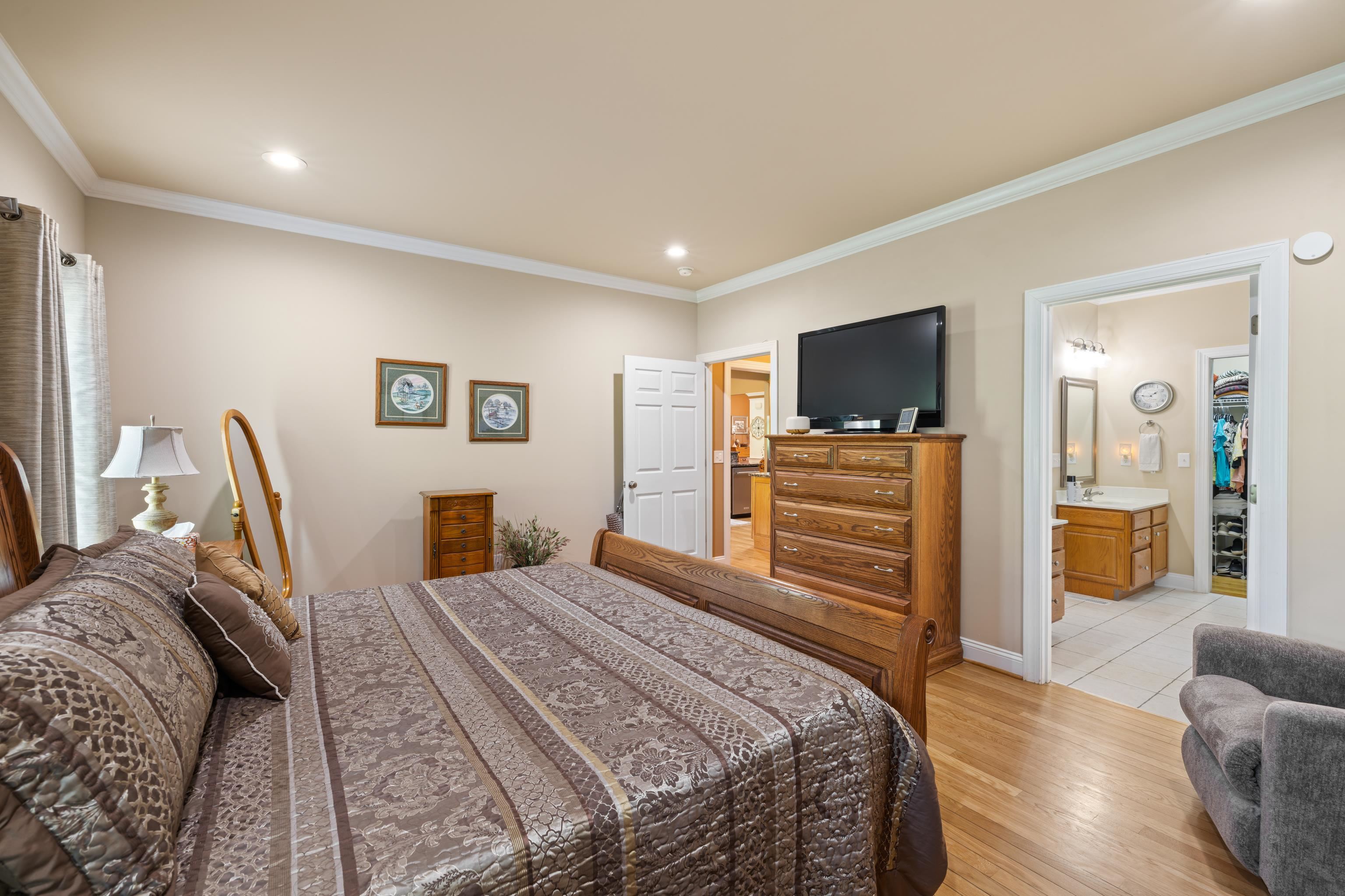 105 MIDVALE CROSSING, STAUNTON, Virginia 24401, 3 Bedrooms Bedrooms, ,2 BathroomsBathrooms,Residential,105 MIDVALE CROSSING,666323 MLS # 666323