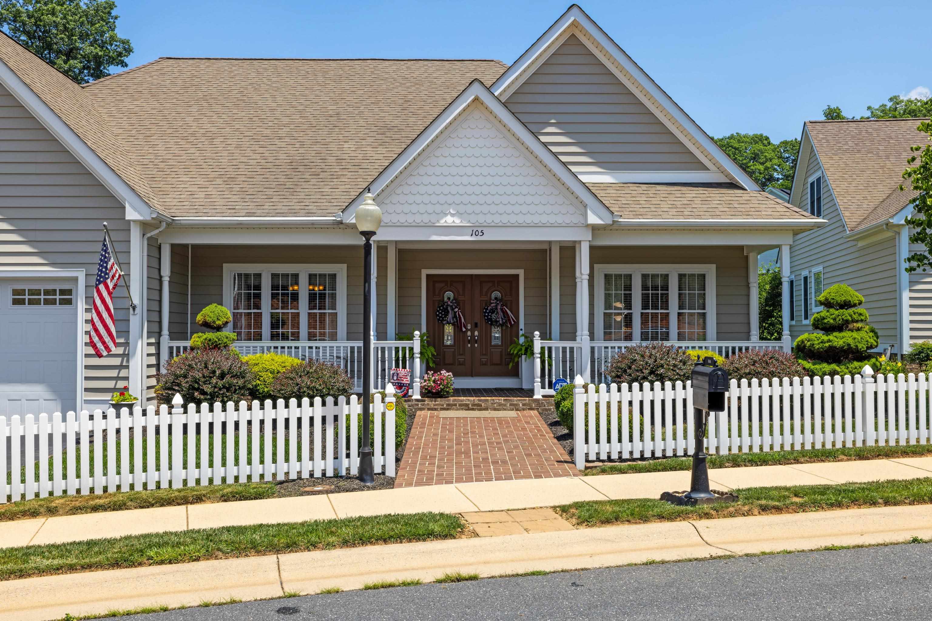105 MIDVALE CROSSING, STAUNTON, Virginia 24401, 3 Bedrooms Bedrooms, ,2 BathroomsBathrooms,Residential,105 MIDVALE CROSSING,666323 MLS # 666323