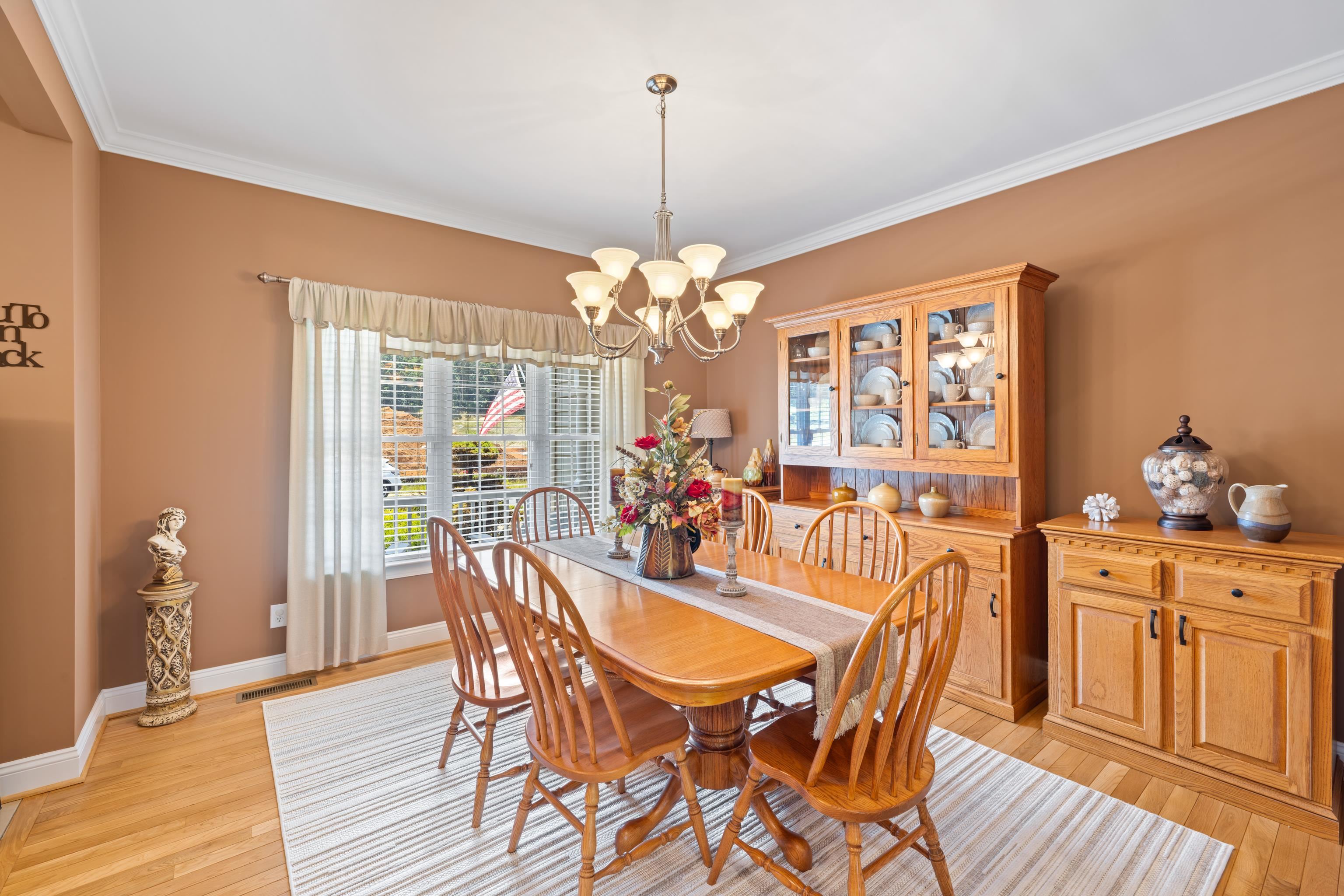 105 MIDVALE CROSSING, STAUNTON, Virginia 24401, 3 Bedrooms Bedrooms, ,2 BathroomsBathrooms,Residential,105 MIDVALE CROSSING,666323 MLS # 666323
