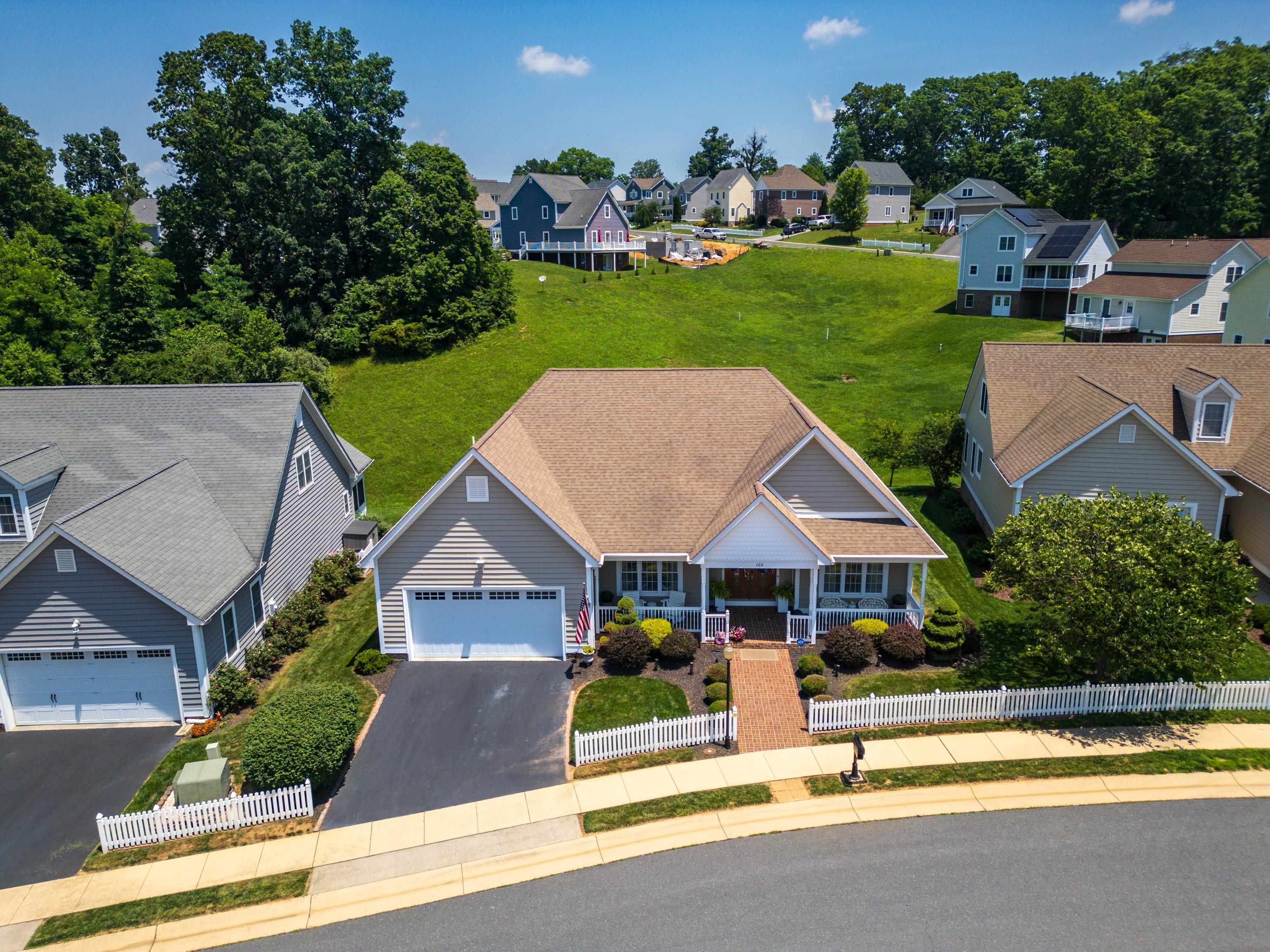 105 MIDVALE CROSSING, STAUNTON, Virginia 24401, 3 Bedrooms Bedrooms, ,2 BathroomsBathrooms,Residential,105 MIDVALE CROSSING,666323 MLS # 666323