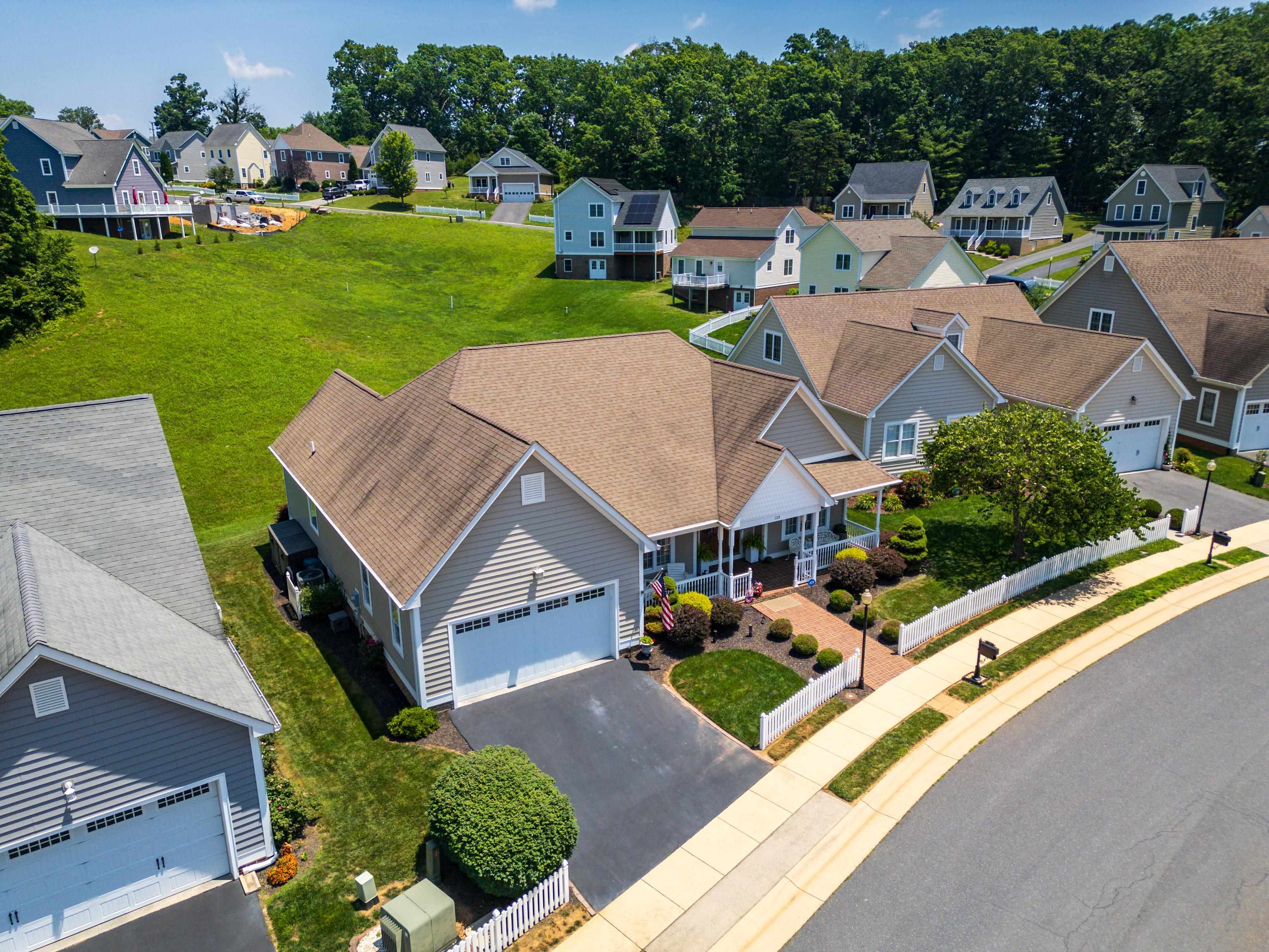 105 MIDVALE CROSSING, STAUNTON, Virginia 24401, 3 Bedrooms Bedrooms, ,2 BathroomsBathrooms,Residential,105 MIDVALE CROSSING,666323 MLS # 666323