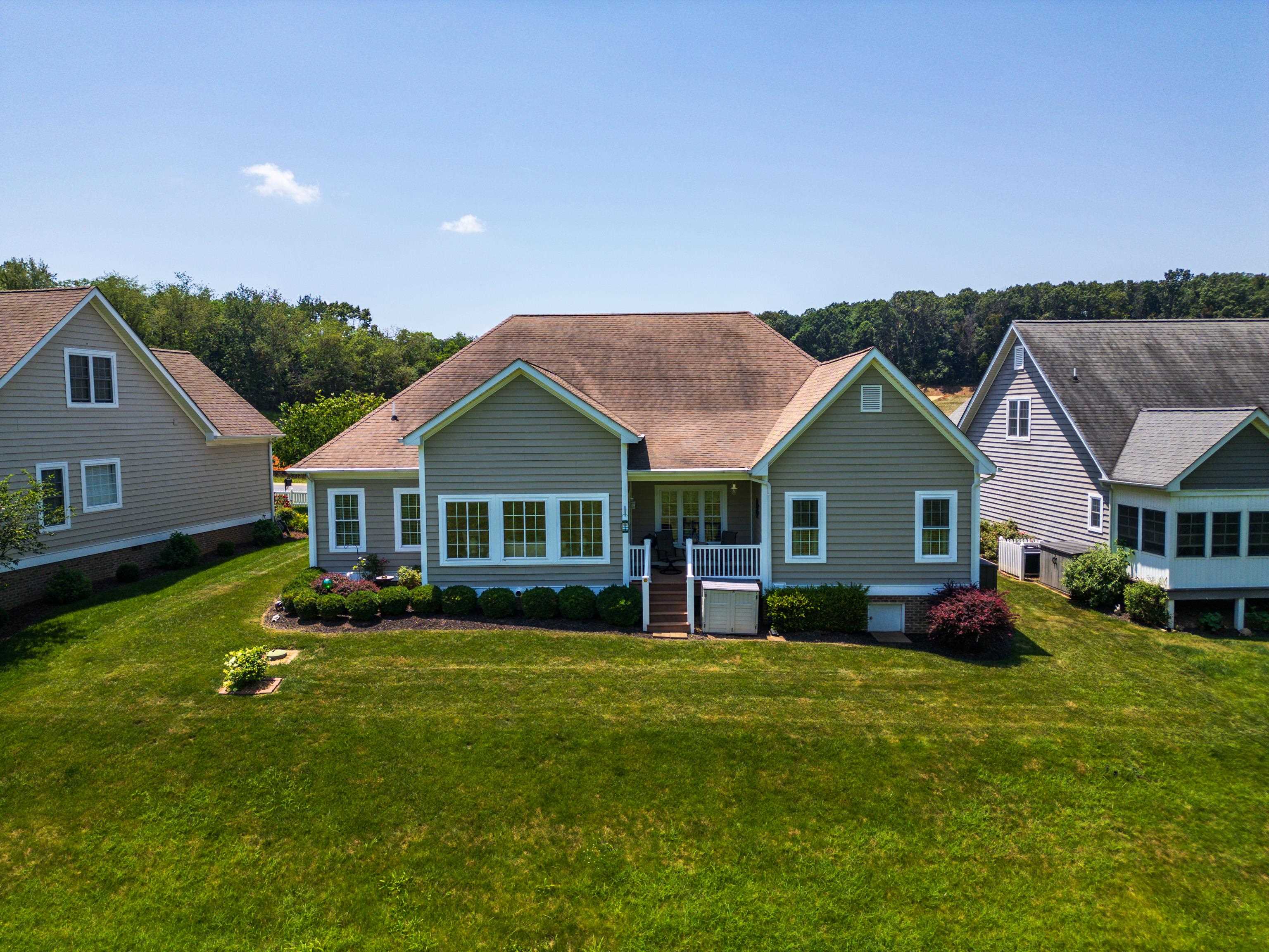 105 MIDVALE CROSSING, STAUNTON, Virginia 24401, 3 Bedrooms Bedrooms, ,2 BathroomsBathrooms,Residential,105 MIDVALE CROSSING,666323 MLS # 666323