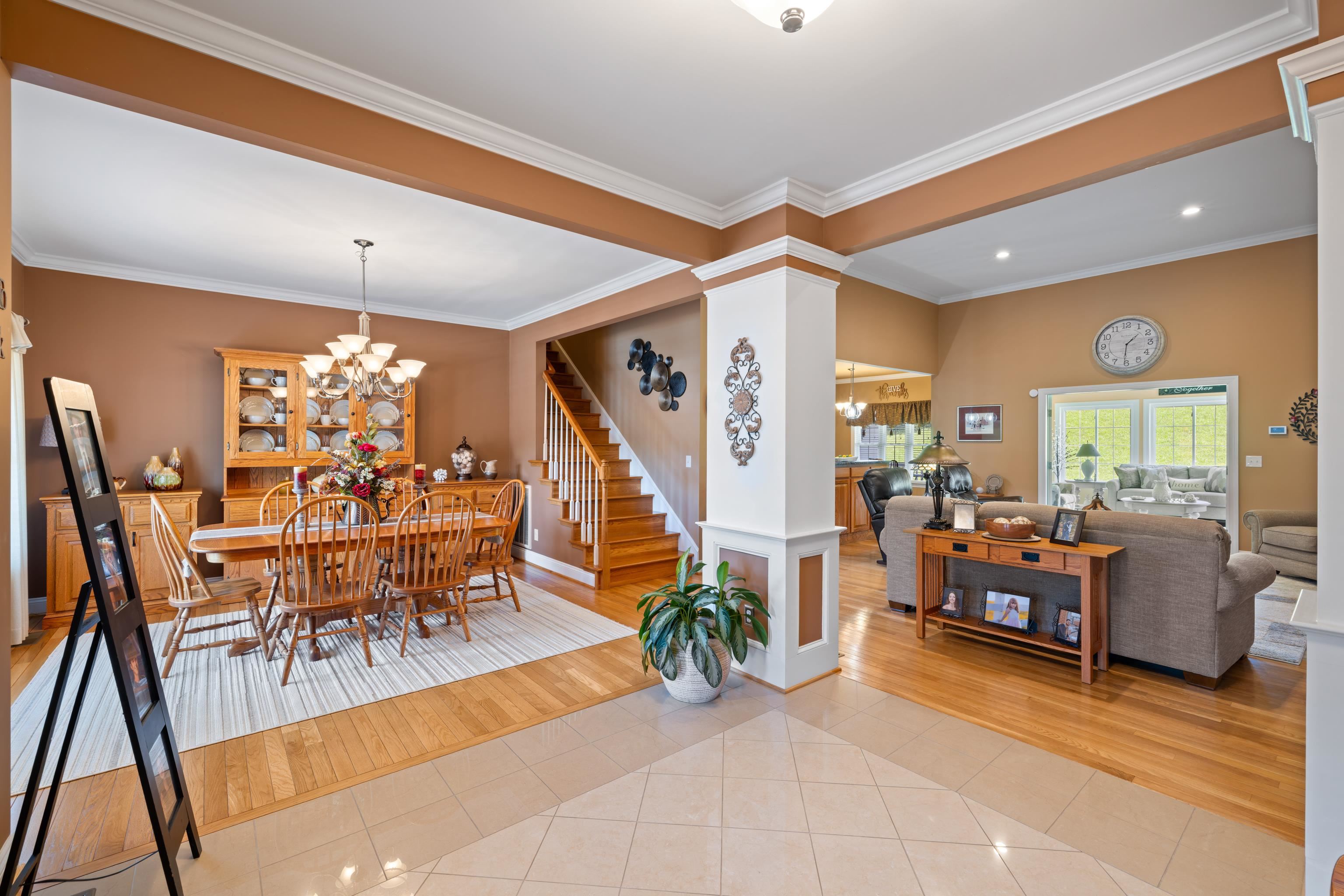 105 MIDVALE CROSSING, STAUNTON, Virginia 24401, 3 Bedrooms Bedrooms, ,2 BathroomsBathrooms,Residential,105 MIDVALE CROSSING,666323 MLS # 666323