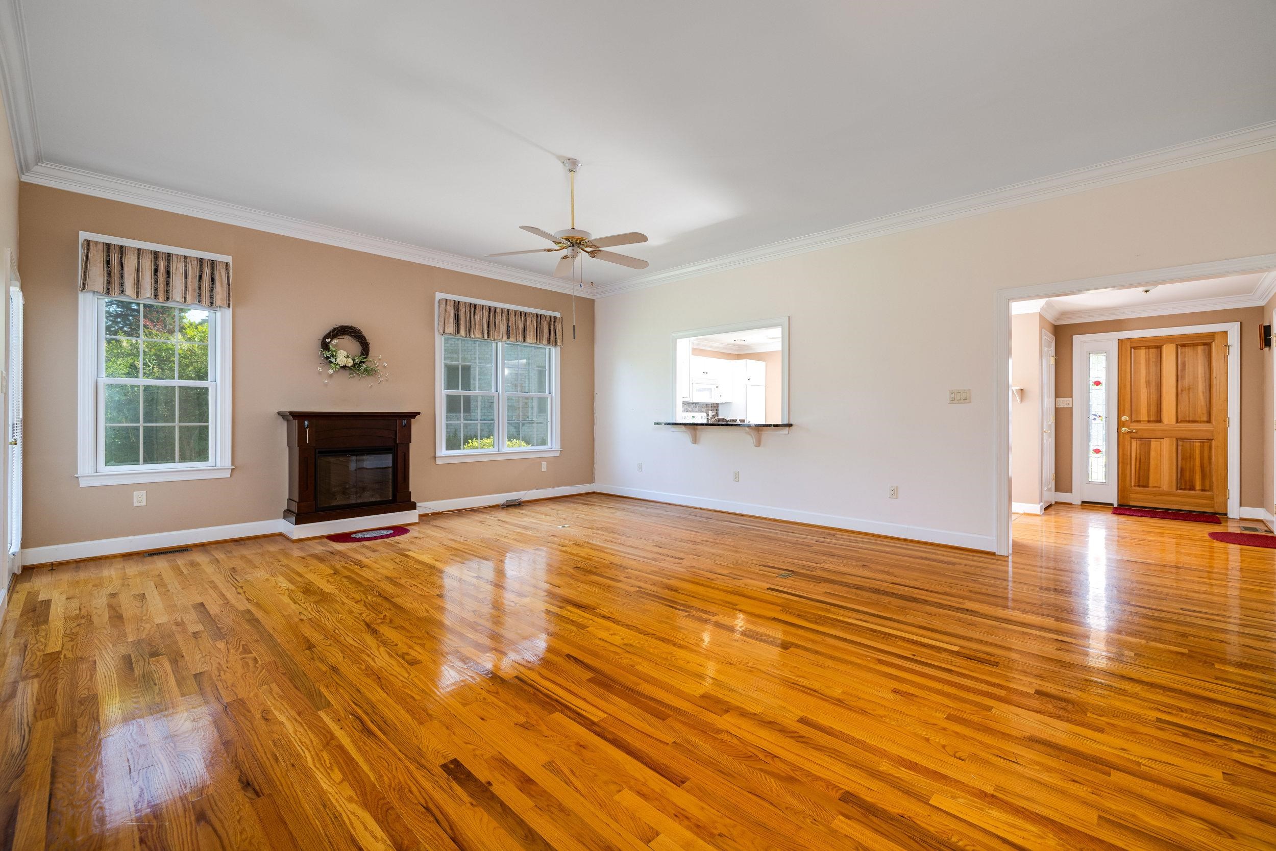 615 KESTREL CT, WOODSTOCK, Virginia 22664, 3 Bedrooms Bedrooms, ,2 BathroomsBathrooms,Residential,615 KESTREL CT,666325 MLS # 666325