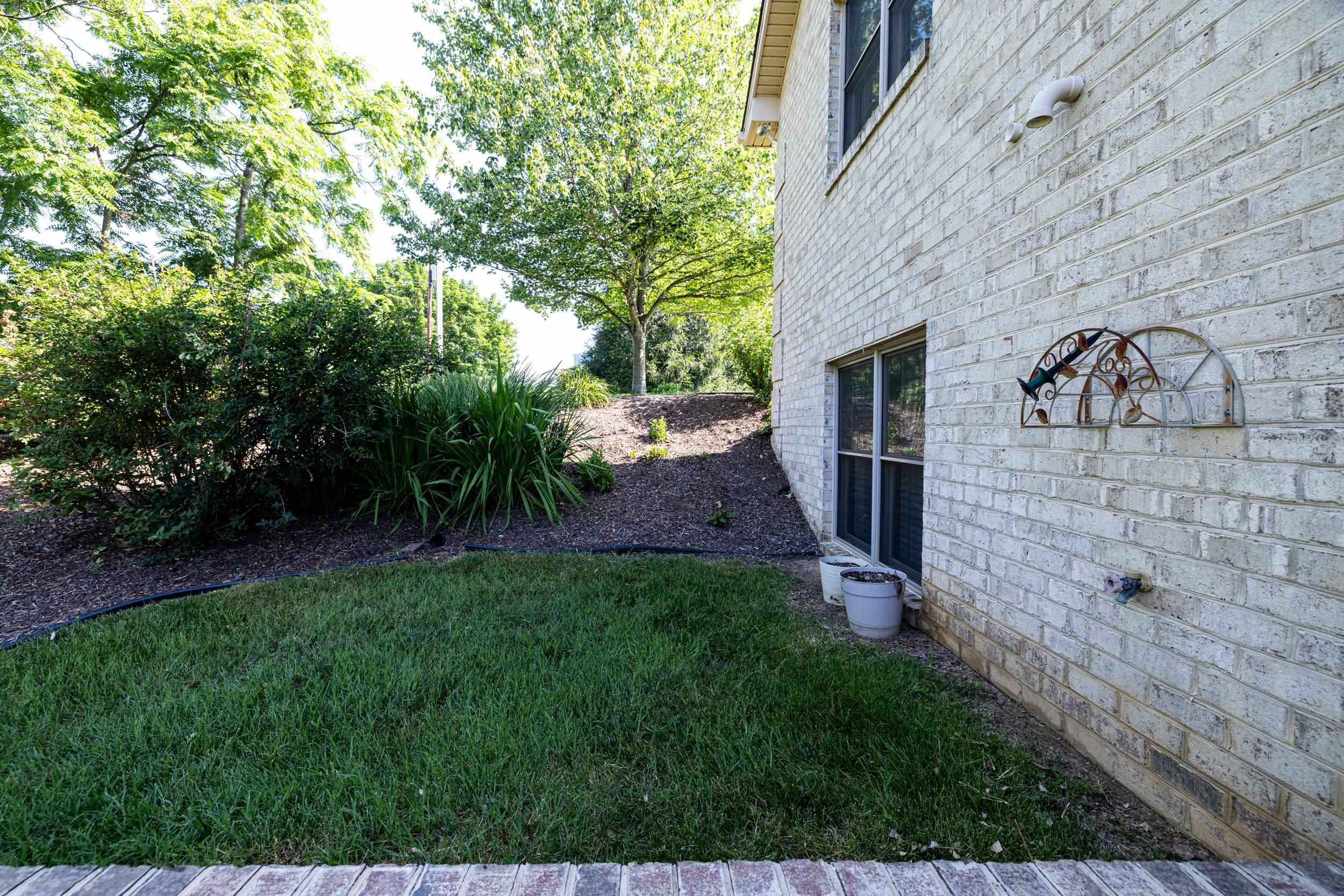 615 KESTREL CT, WOODSTOCK, Virginia 22664, 3 Bedrooms Bedrooms, ,2 BathroomsBathrooms,Residential,615 KESTREL CT,666325 MLS # 666325