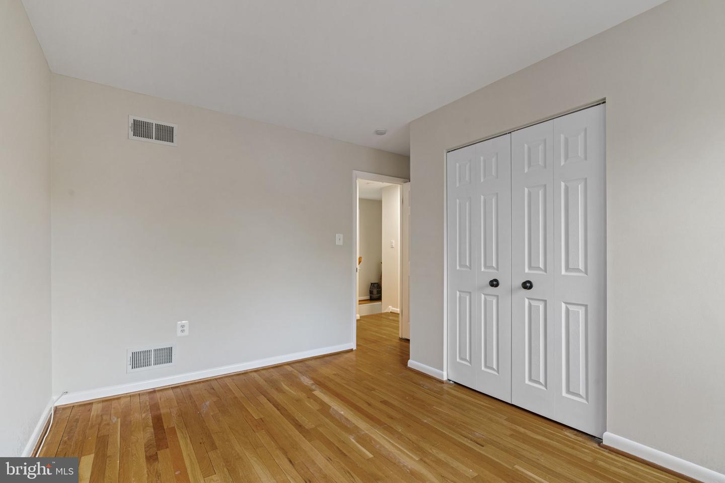14906 CRANOKE ST, CENTREVILLE, Virginia 20120, 4 Bedrooms Bedrooms, ,2 BathroomsBathrooms,Residential,For sale,14906 CRANOKE ST,VAFX2240732 MLS # VAFX2240732