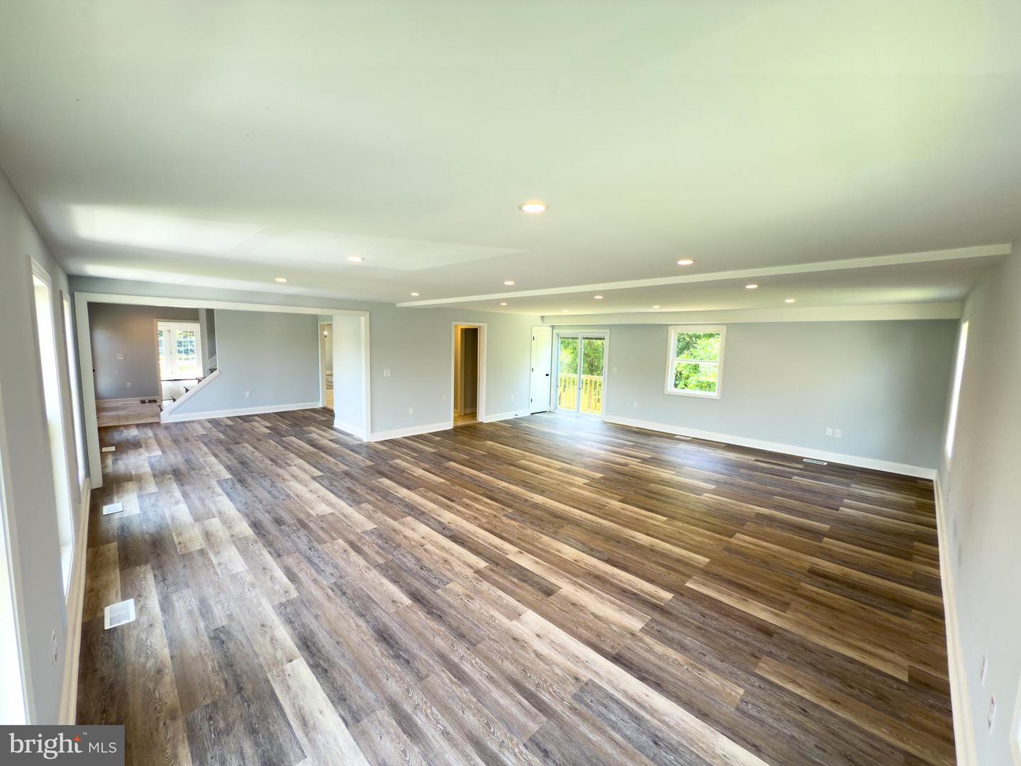 1002 POTOMAC DR, STAFFORD, Virginia 22554, 6 Bedrooms Bedrooms, ,4 BathroomsBathrooms,Residential,For sale,1002 POTOMAC DR,VAST2039082 MLS # VAST2039082