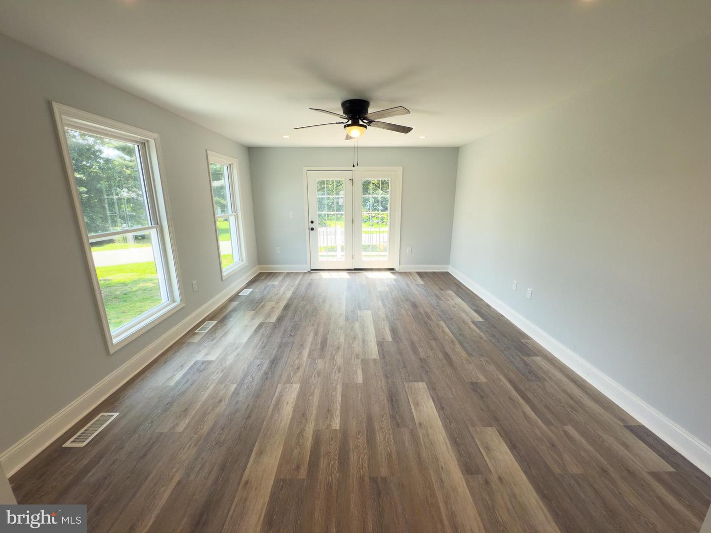 1002 POTOMAC DR, STAFFORD, Virginia 22554, 6 Bedrooms Bedrooms, ,4 BathroomsBathrooms,Residential,For sale,1002 POTOMAC DR,VAST2039082 MLS # VAST2039082