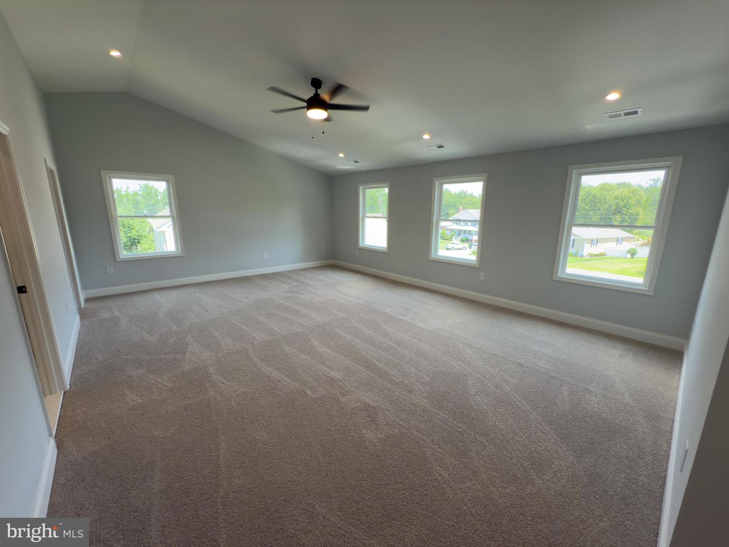 1002 POTOMAC DR, STAFFORD, Virginia 22554, 6 Bedrooms Bedrooms, ,4 BathroomsBathrooms,Residential,For sale,1002 POTOMAC DR,VAST2039082 MLS # VAST2039082