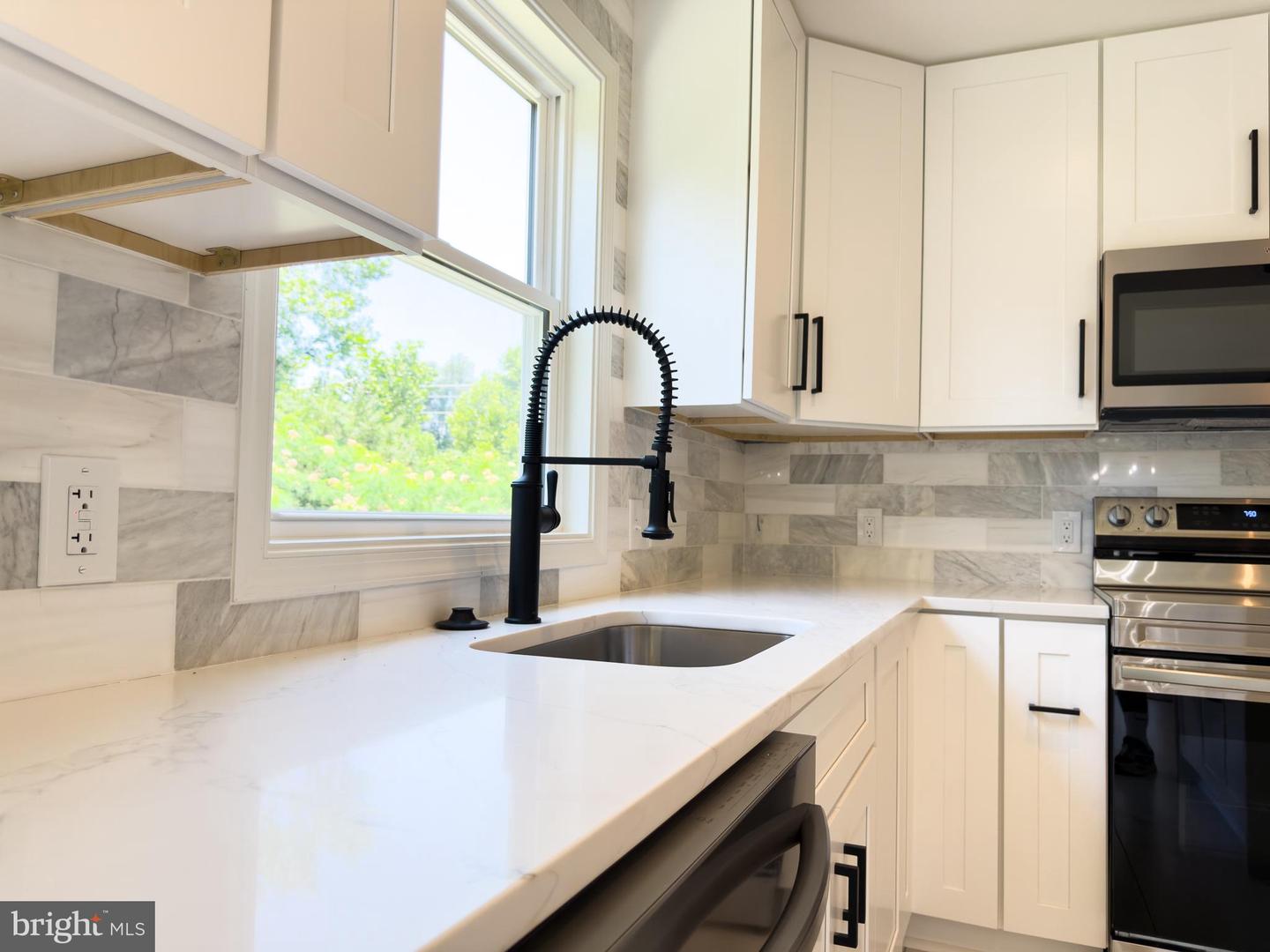 1002 POTOMAC DR, STAFFORD, Virginia 22554, 6 Bedrooms Bedrooms, ,4 BathroomsBathrooms,Residential,For sale,1002 POTOMAC DR,VAST2039082 MLS # VAST2039082