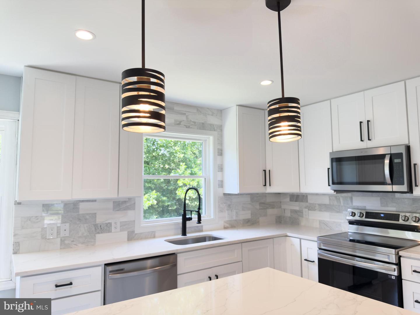 1002 POTOMAC DR, STAFFORD, Virginia 22554, 6 Bedrooms Bedrooms, ,4 BathroomsBathrooms,Residential,For sale,1002 POTOMAC DR,VAST2039082 MLS # VAST2039082