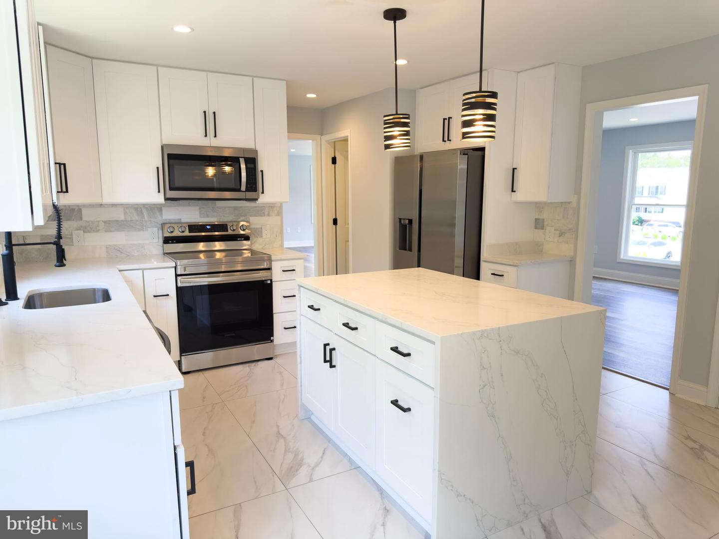1002 POTOMAC DR, STAFFORD, Virginia 22554, 6 Bedrooms Bedrooms, ,4 BathroomsBathrooms,Residential,For sale,1002 POTOMAC DR,VAST2039082 MLS # VAST2039082