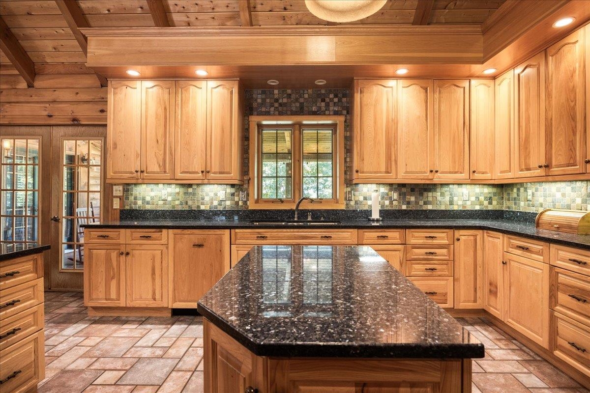 376 TRAYFOOT RD, GROTTOES, Virginia 24441, 3 Bedrooms Bedrooms, ,2 BathroomsBathrooms,Residential,376 TRAYFOOT RD,666337 MLS # 666337