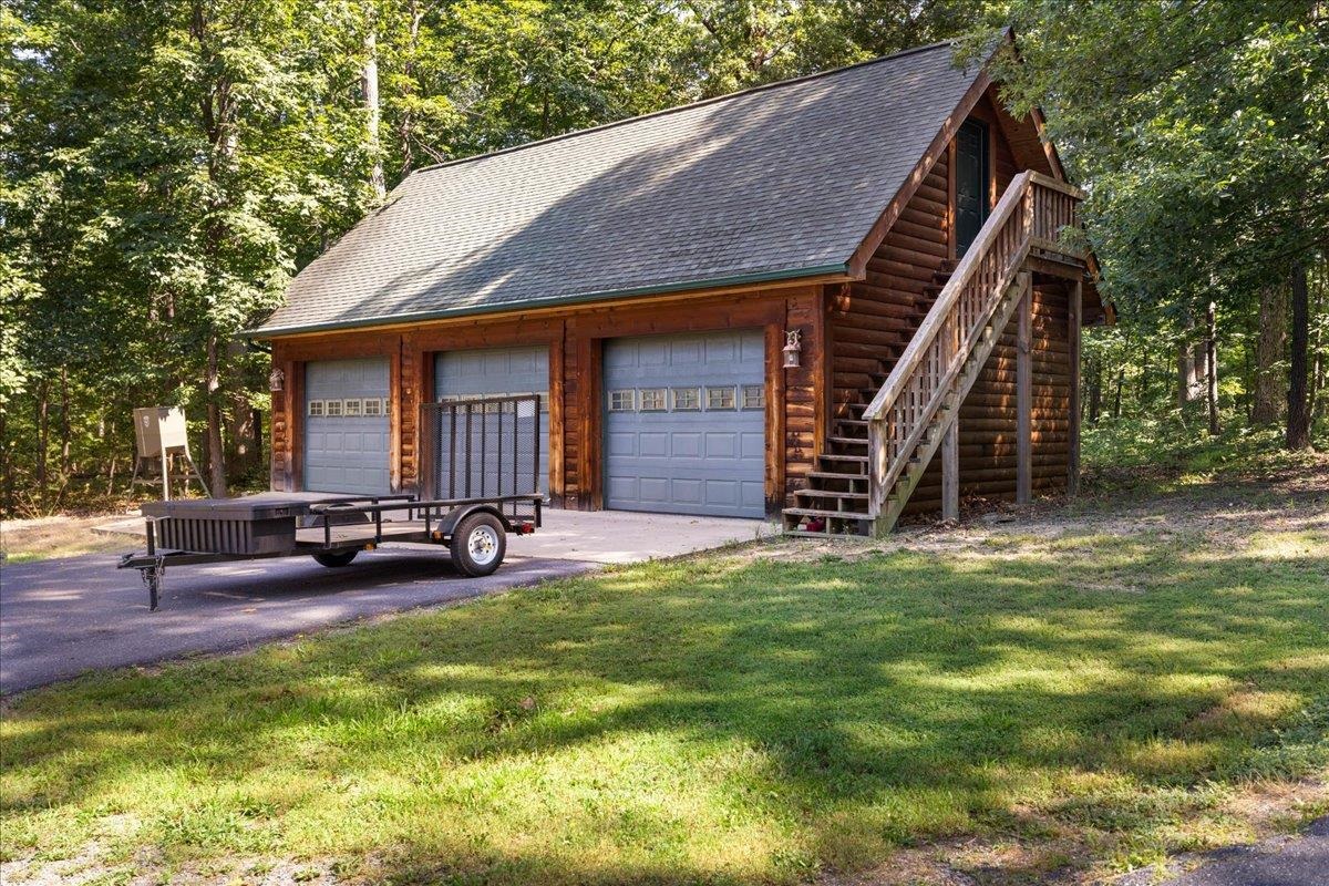 376 TRAYFOOT RD, GROTTOES, Virginia 24441, 3 Bedrooms Bedrooms, ,2 BathroomsBathrooms,Residential,376 TRAYFOOT RD,666337 MLS # 666337