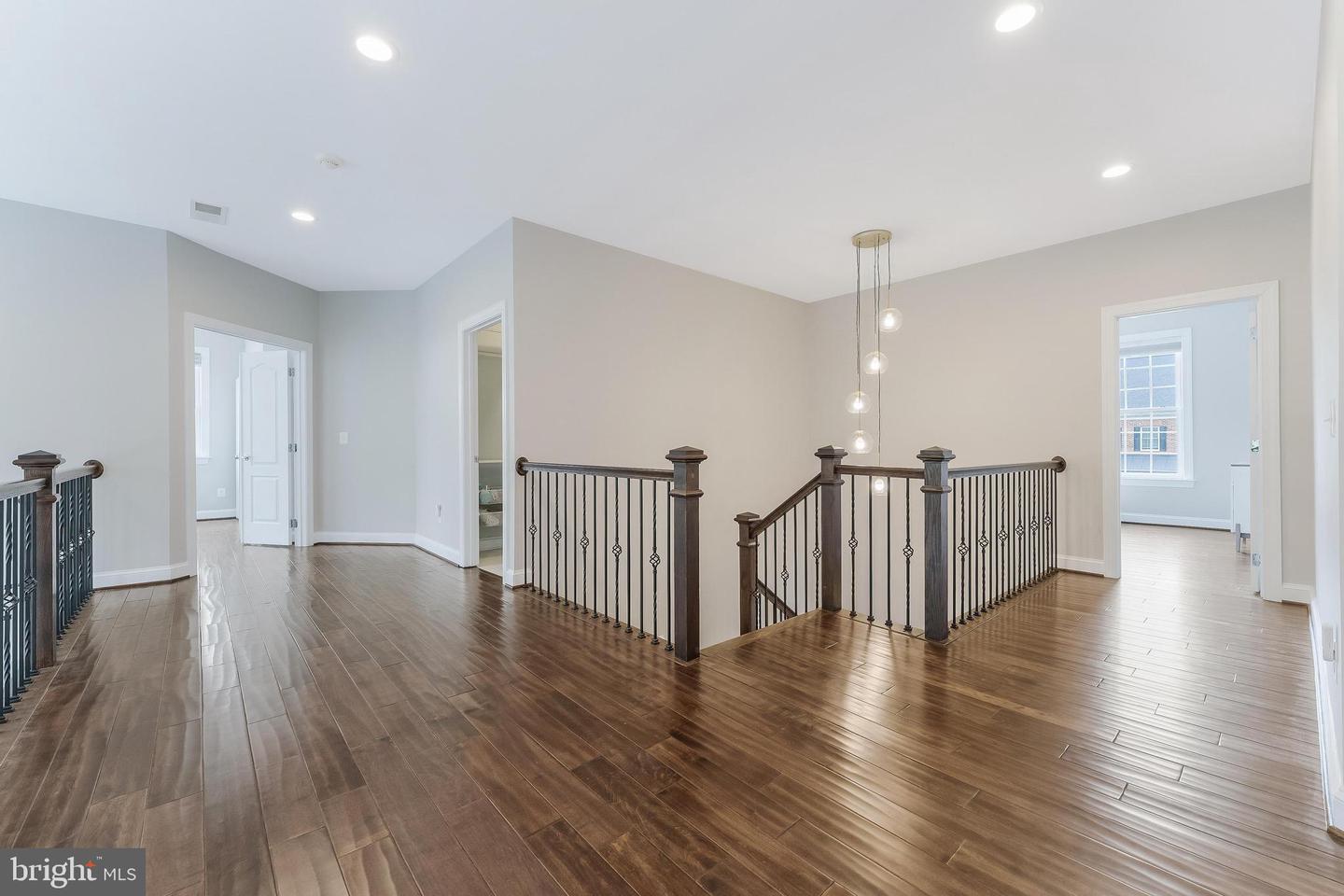 43600 HABITAT CIR, LEESBURG, Virginia 20176, 5 Bedrooms Bedrooms, ,3 BathroomsBathrooms,Residential,For sale,43600 HABITAT CIR,VALO2098770 MLS # VALO2098770