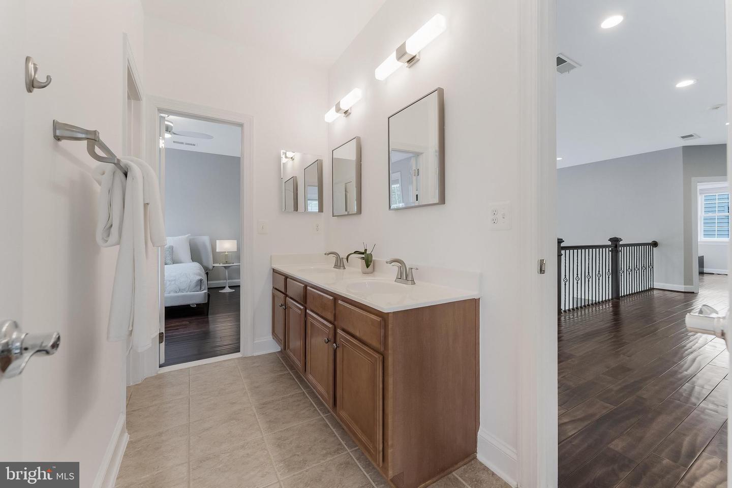 43600 HABITAT CIR, LEESBURG, Virginia 20176, 5 Bedrooms Bedrooms, ,3 BathroomsBathrooms,Residential,For sale,43600 HABITAT CIR,VALO2098770 MLS # VALO2098770